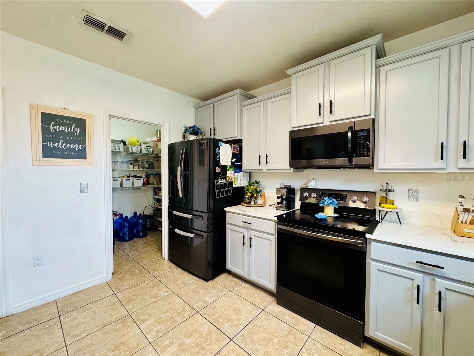 1868 Monte Cristo Ln Property Photo 16