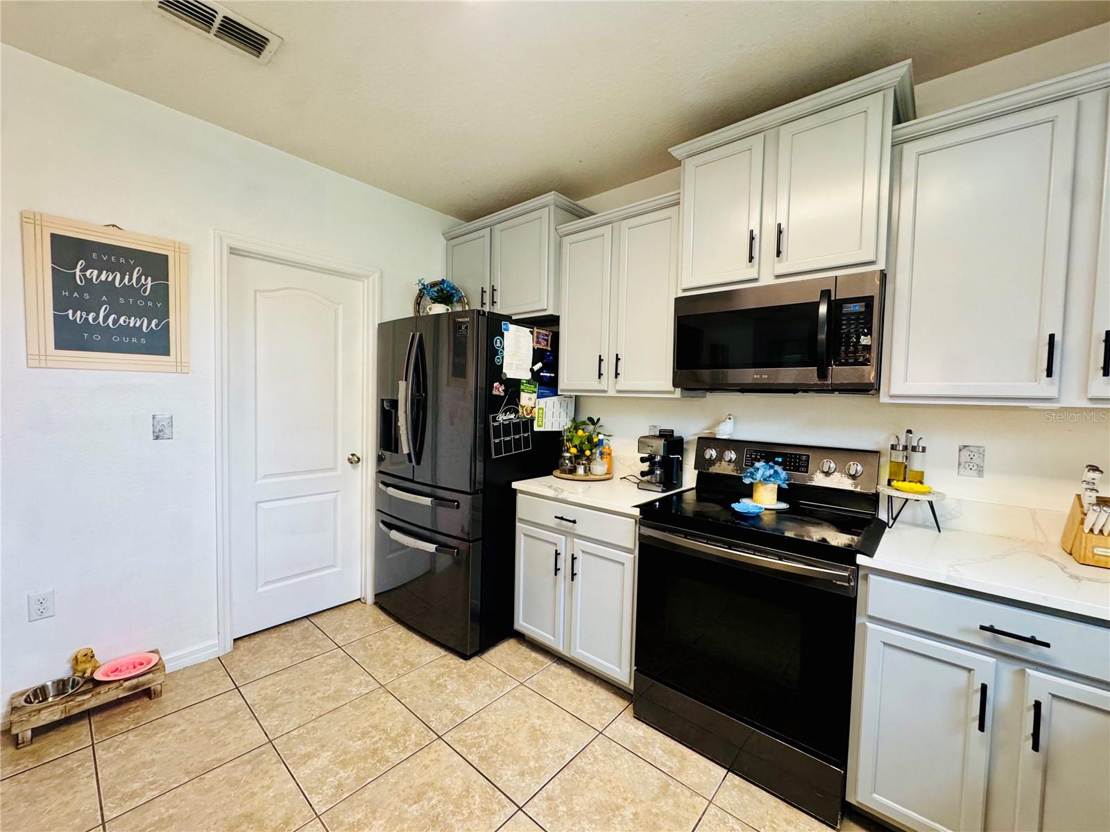 1868 Monte Cristo Ln Property Photo 18