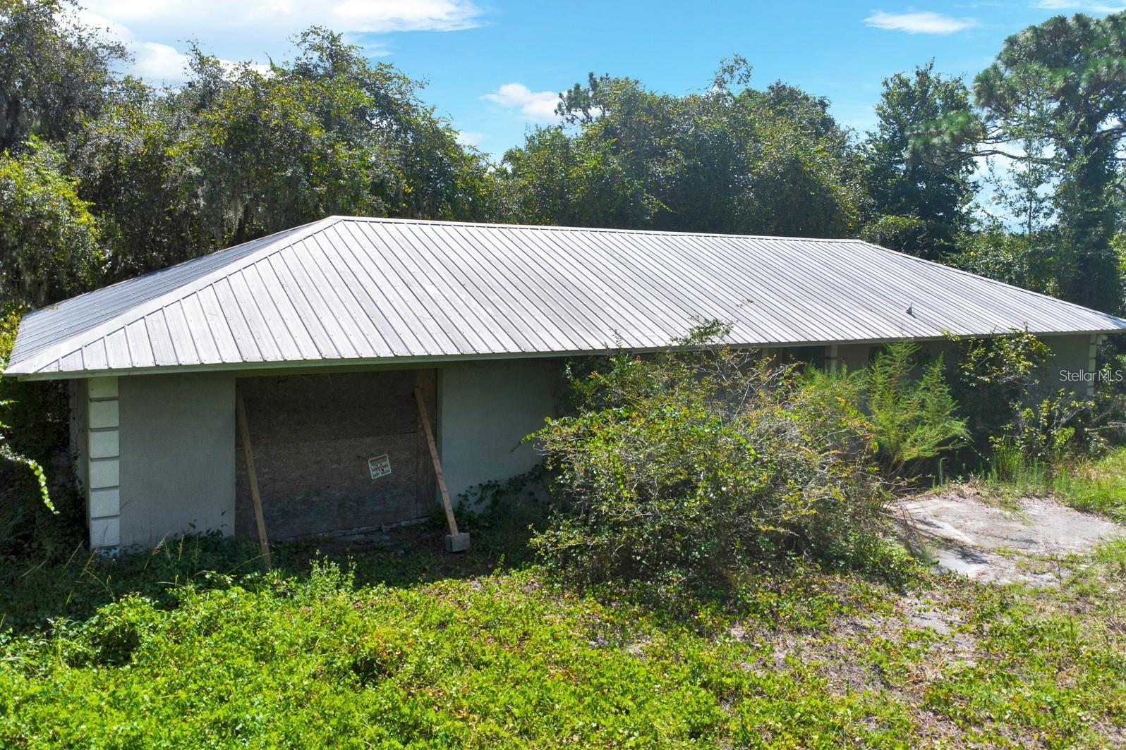 2795 Absher Rd Property Photo 2