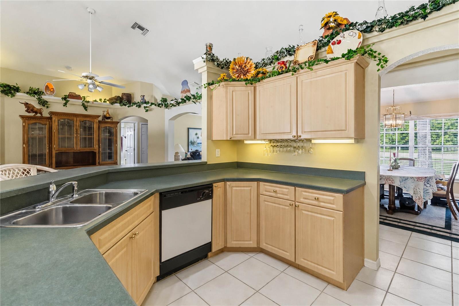 3225 Canoe Creek Rd Property Photo 11