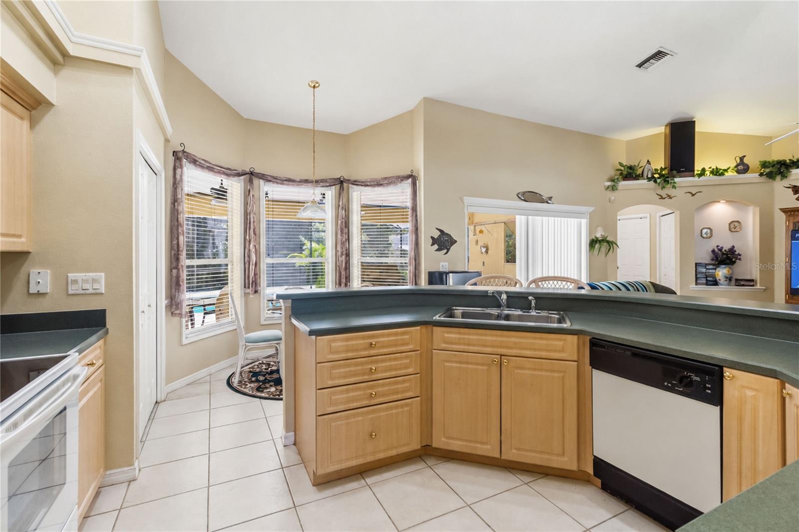 3225 Canoe Creek Rd Property Photo 12