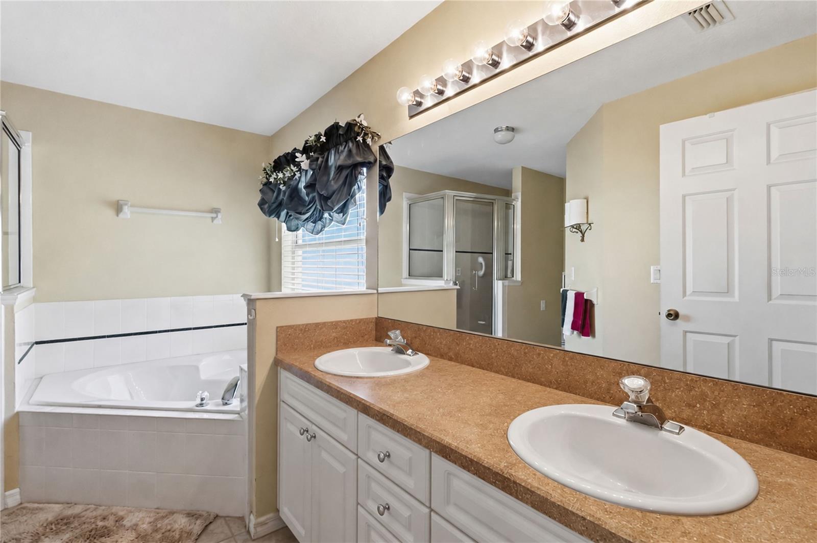 3225 Canoe Creek Rd Property Photo 23