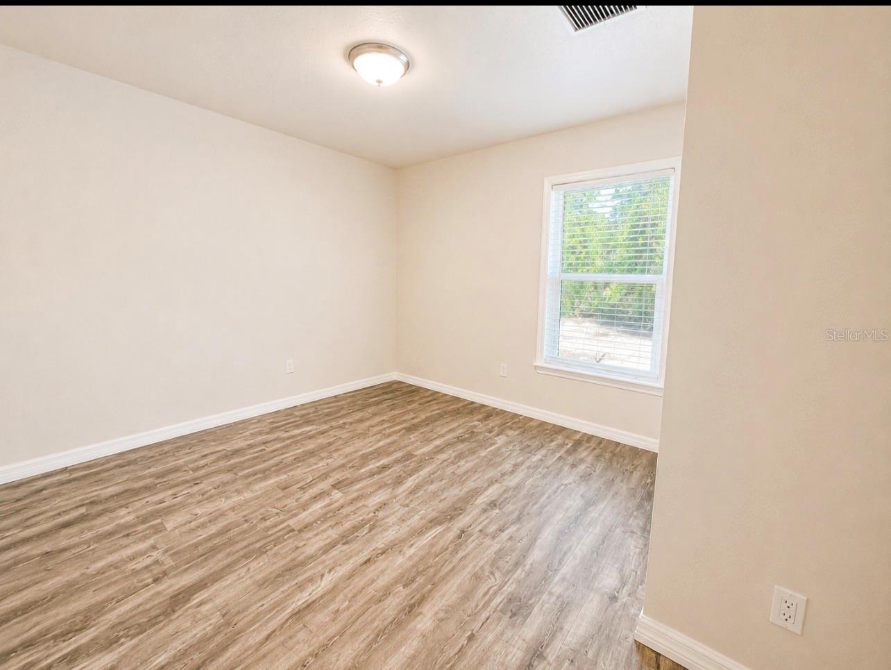 8170 130th St Property Photo 16