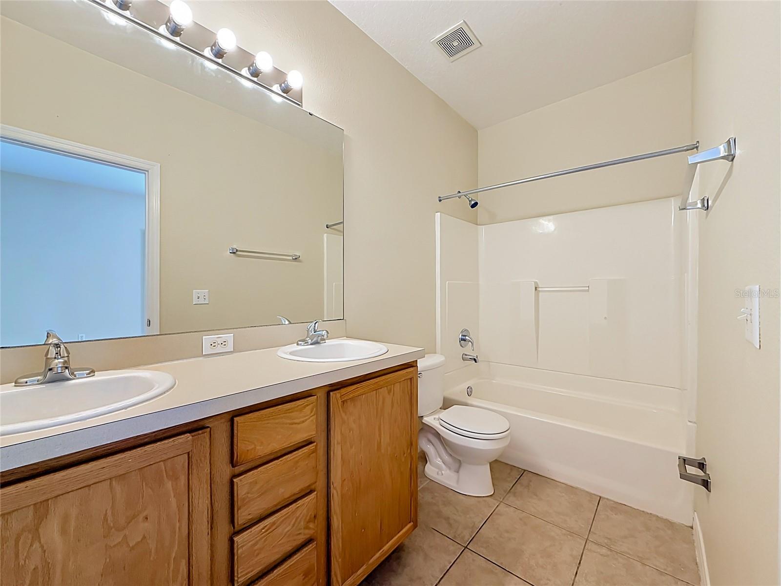 17508 Blessing Dr Property Photo 22