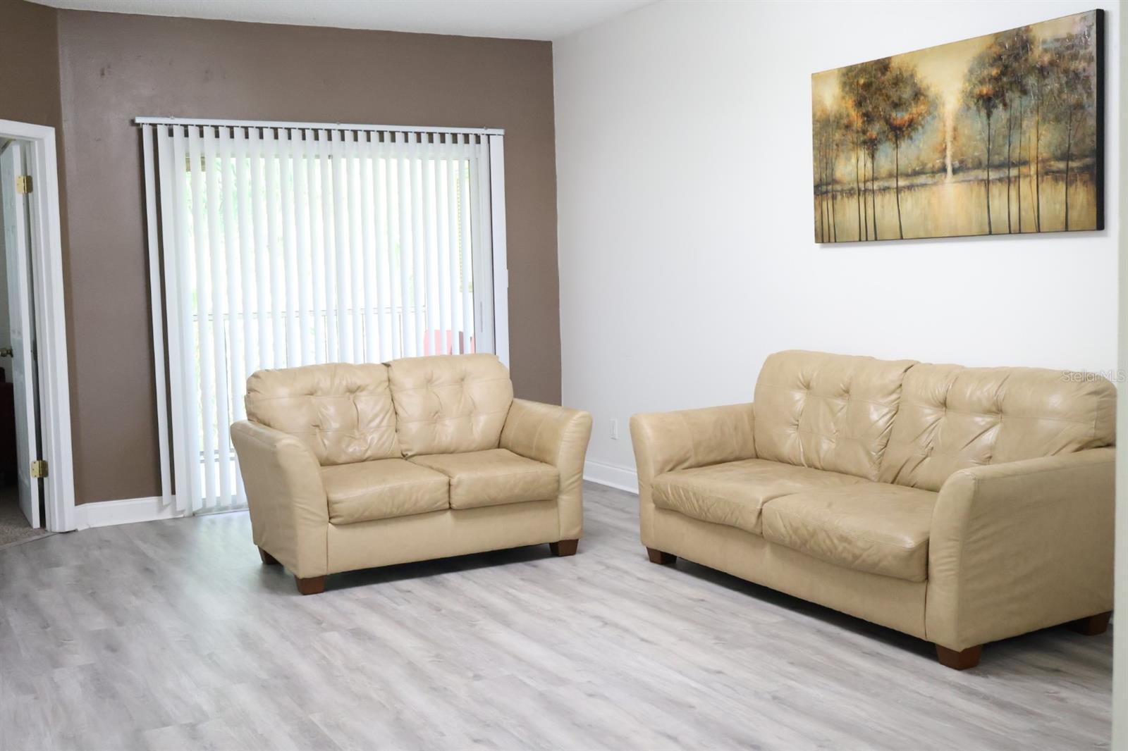 8842 Coral Palms Ct #b Property Photo 12