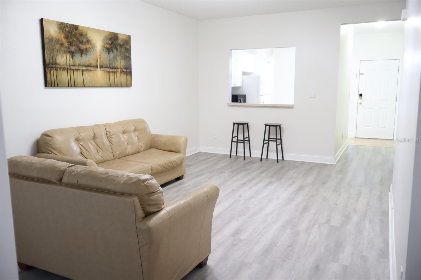 8842 Coral Palms Ct #b Property Photo 13