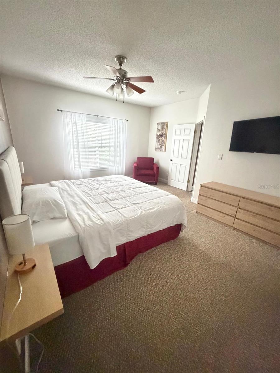 8842 Coral Palms Ct #b Property Photo 18