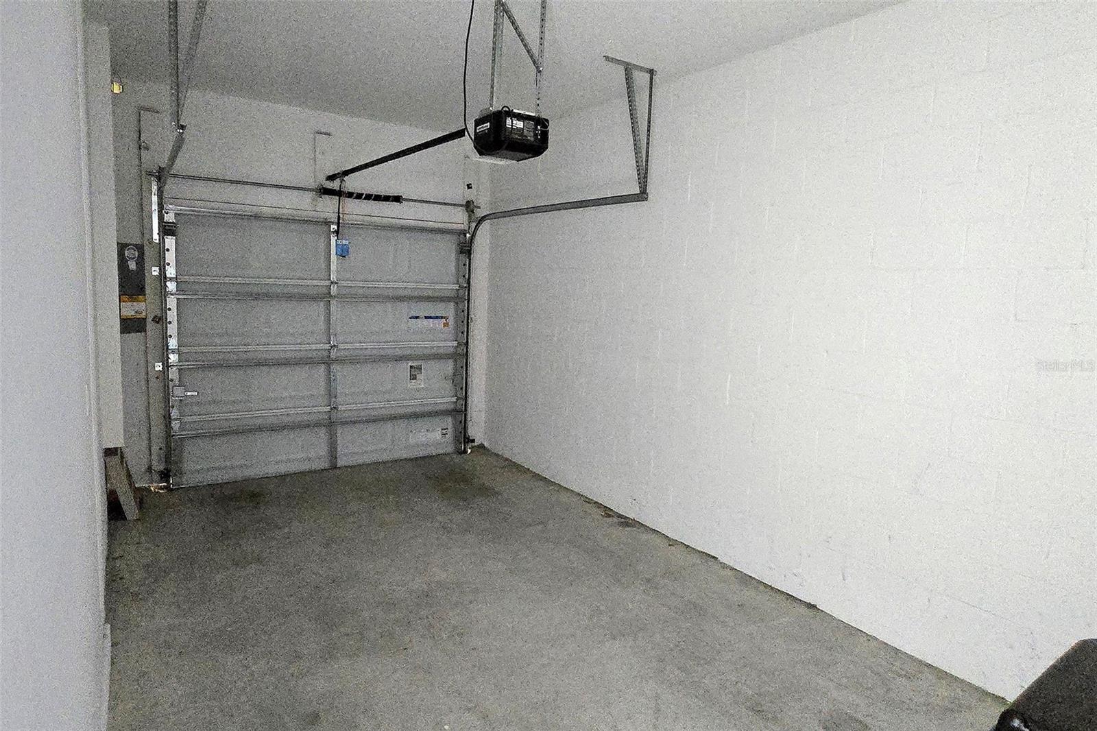 2978 Canary Ave Property Photo 5