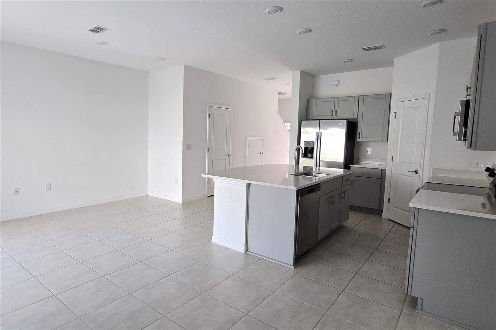 2978 Canary Ave Property Photo 8