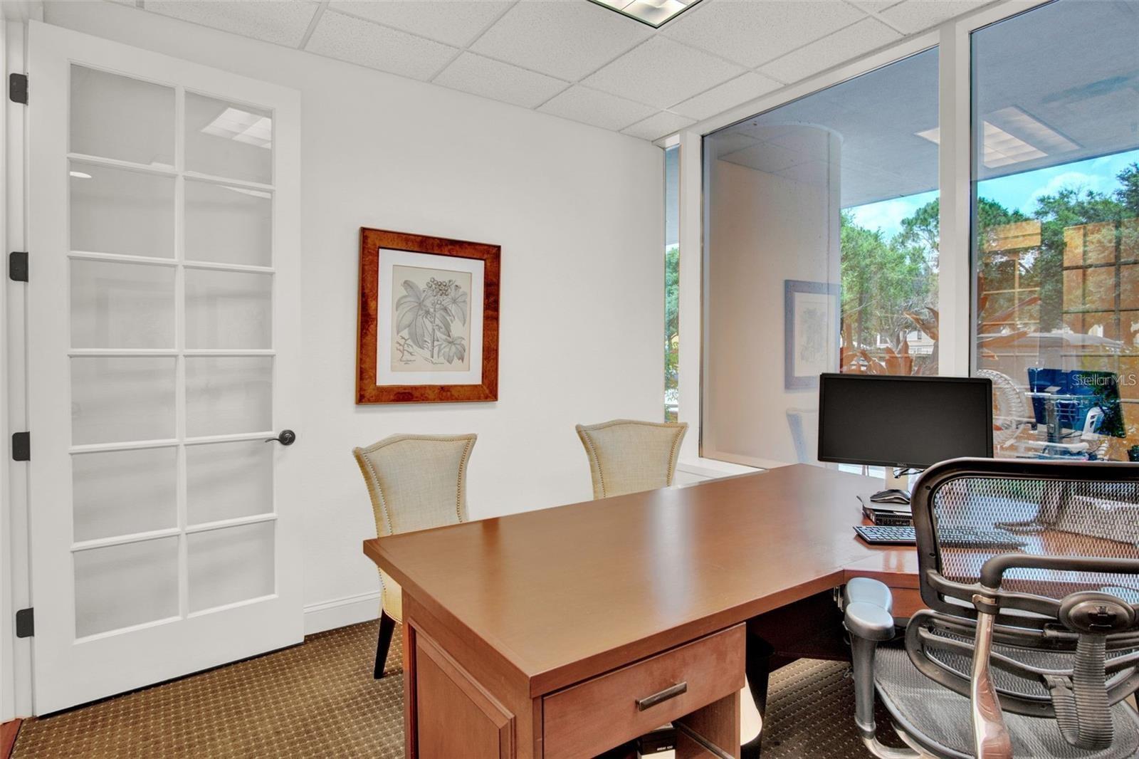 6200 Metrowest Blvd #103d Property Photo 8