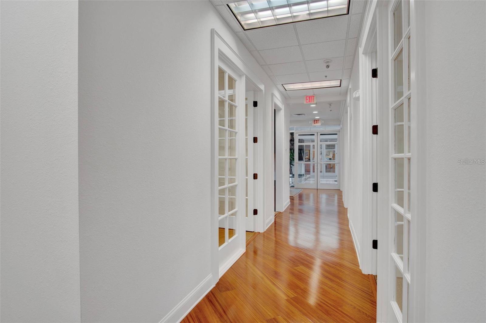 6200 Metrowest Blvd #103b Property Photo 6