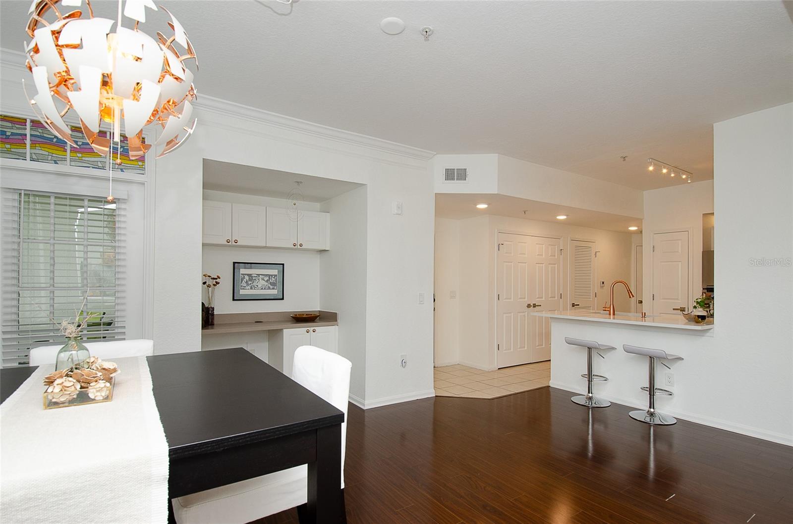 193 Longview Ave #103 Property Photo 15