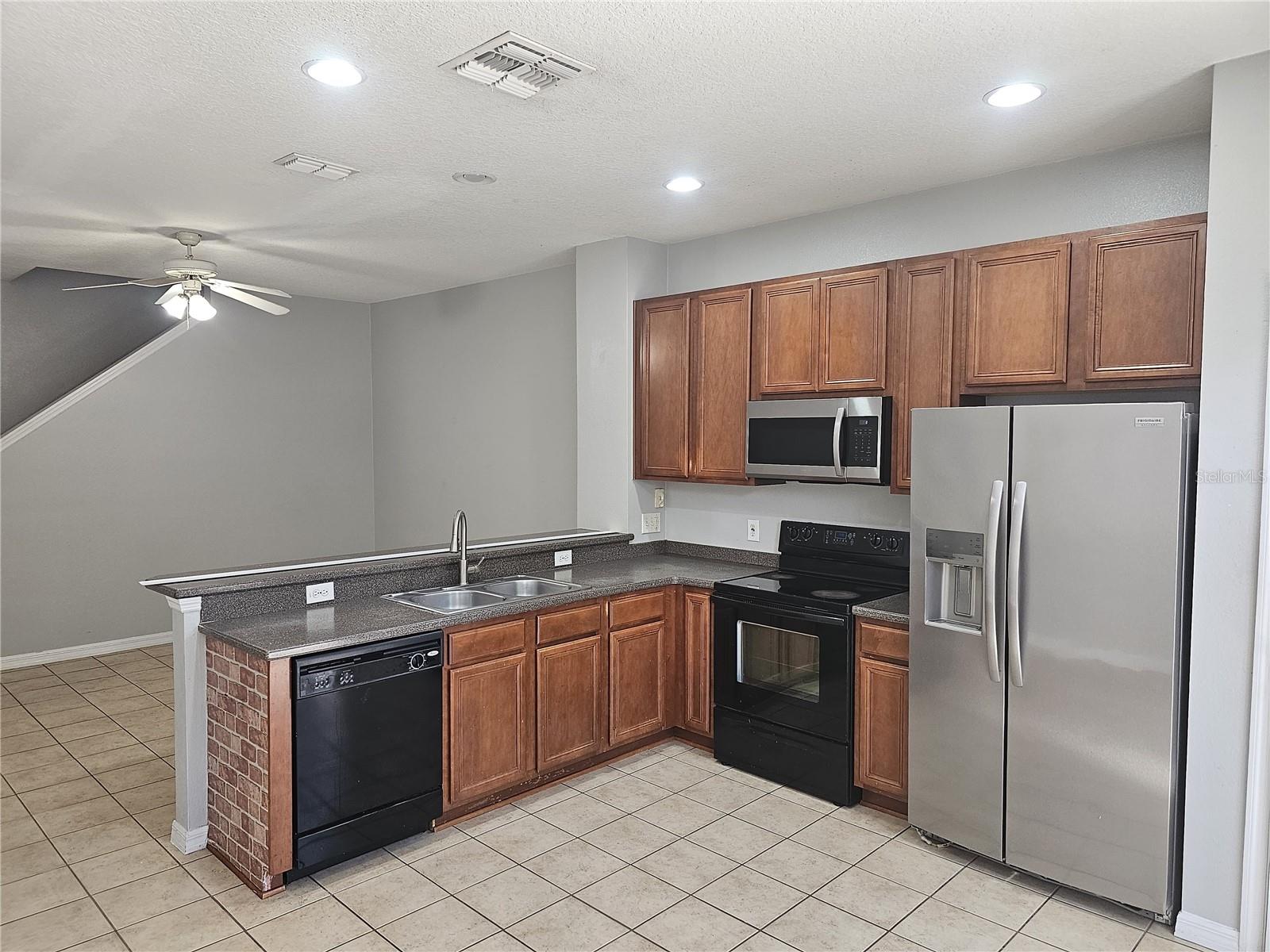 5116 Dominica Dr Property Photo 5