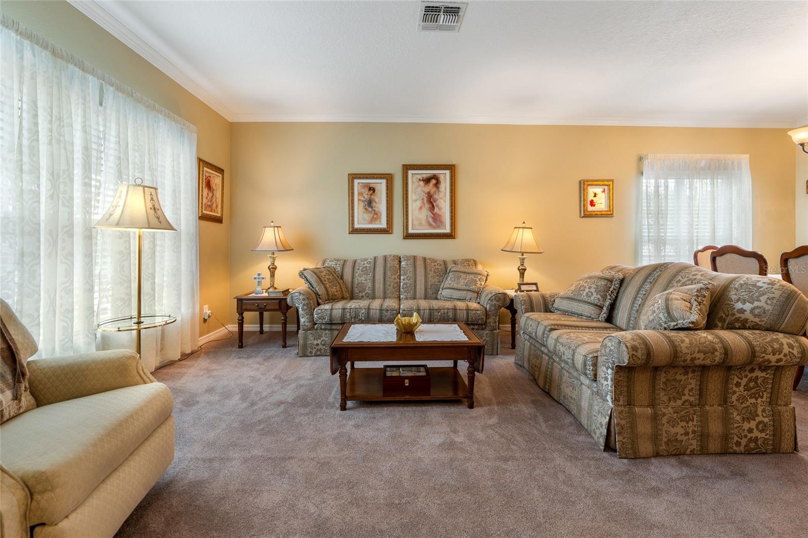10226 Lenox St Property Photo 8