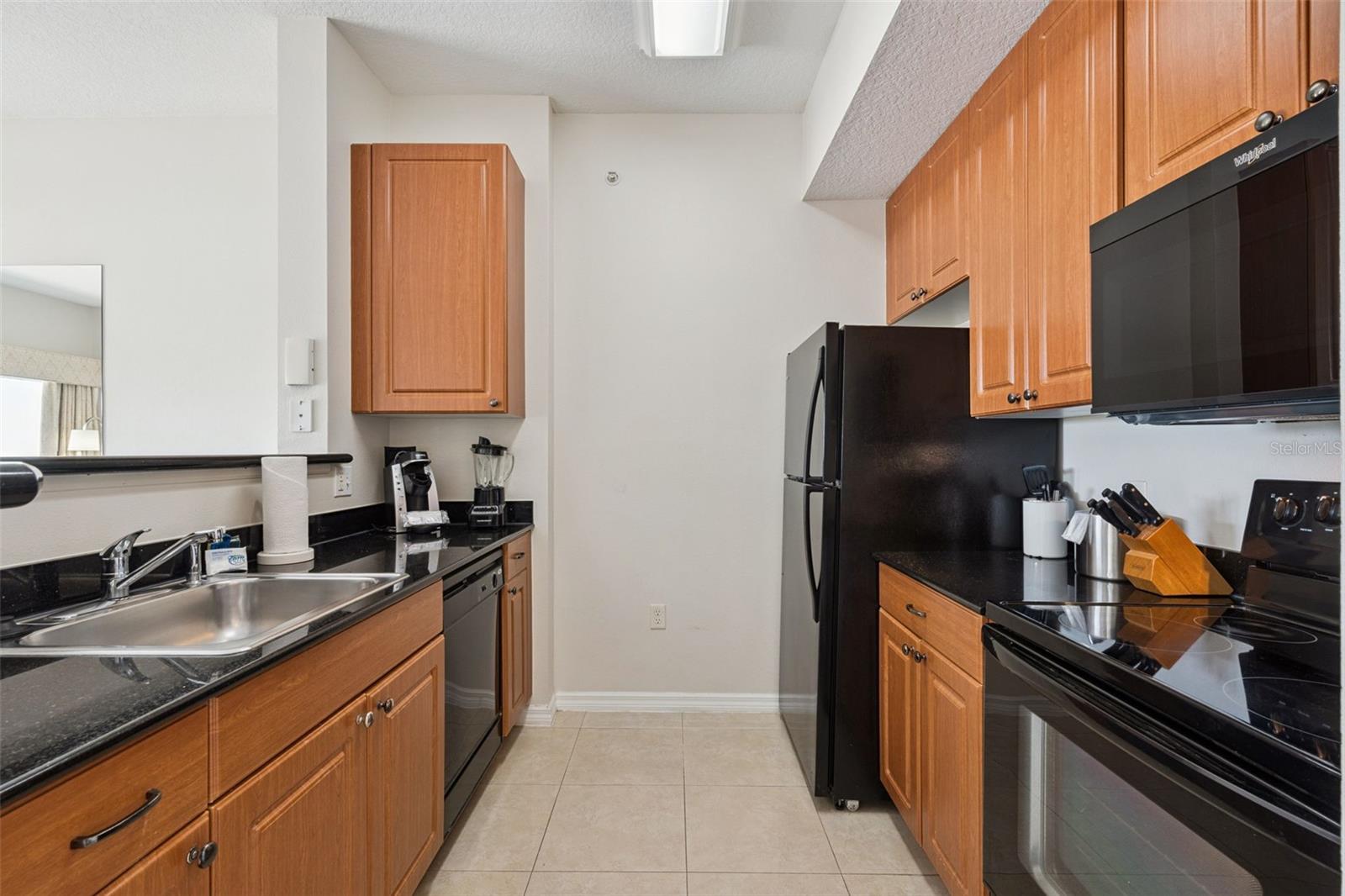 7395 Universal Blvd #403 Property Photo 15