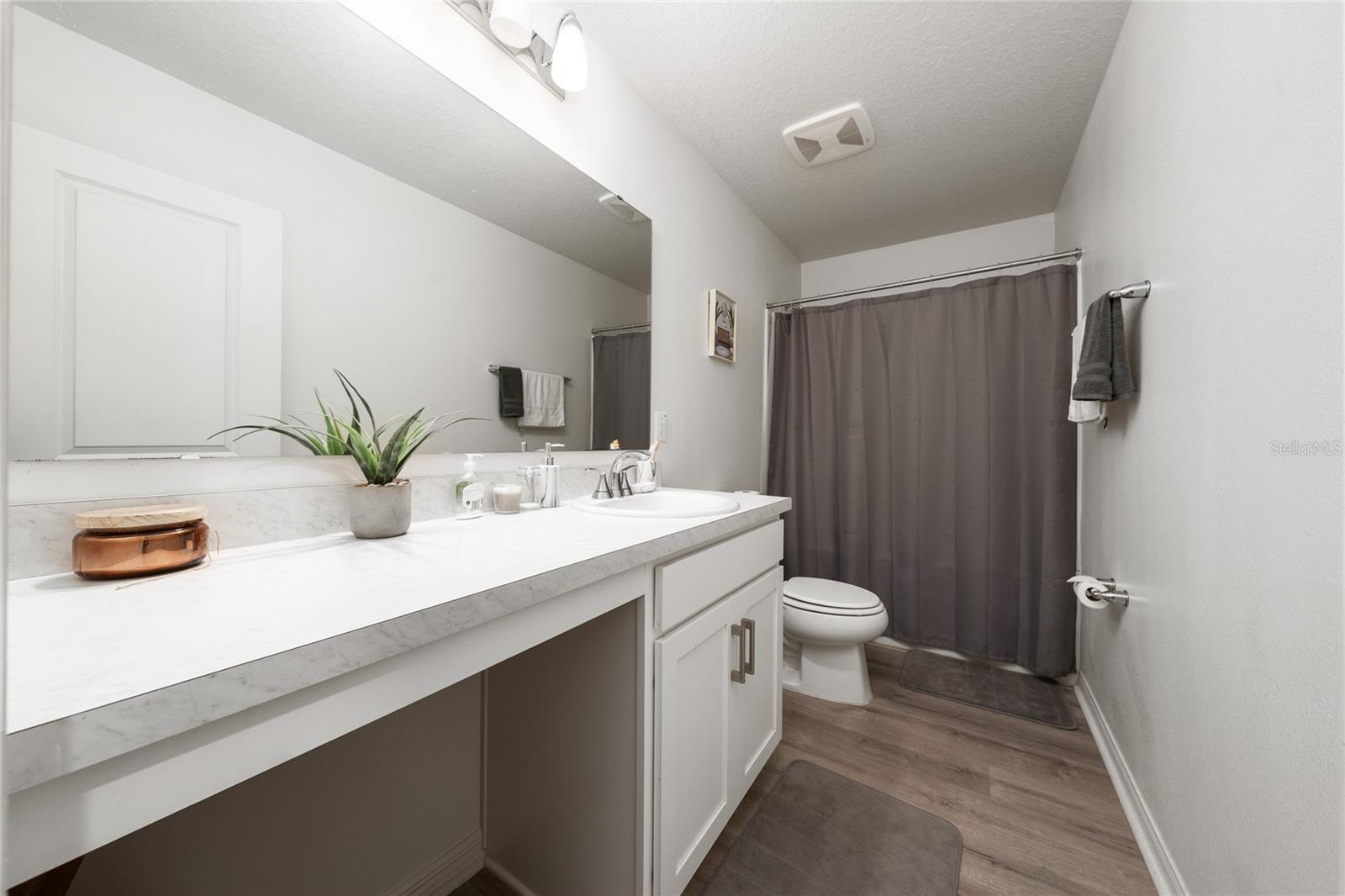 211 Ash Way Property Photo 31