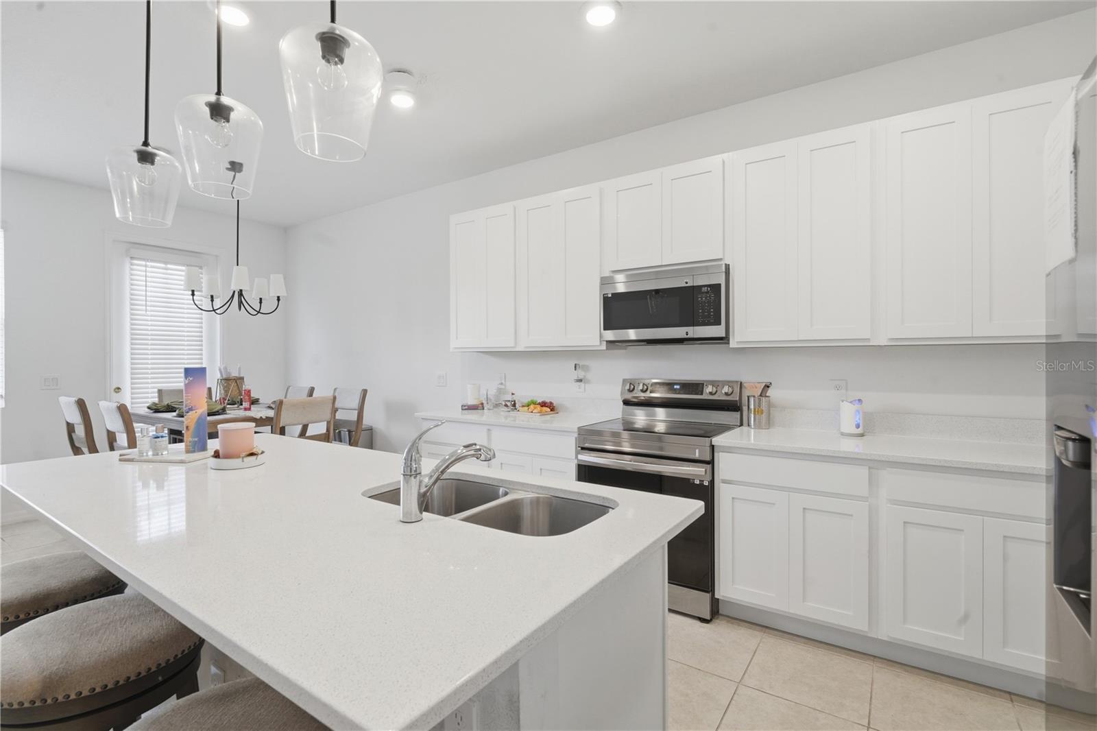 832 Longboat Dr Property Photo 27