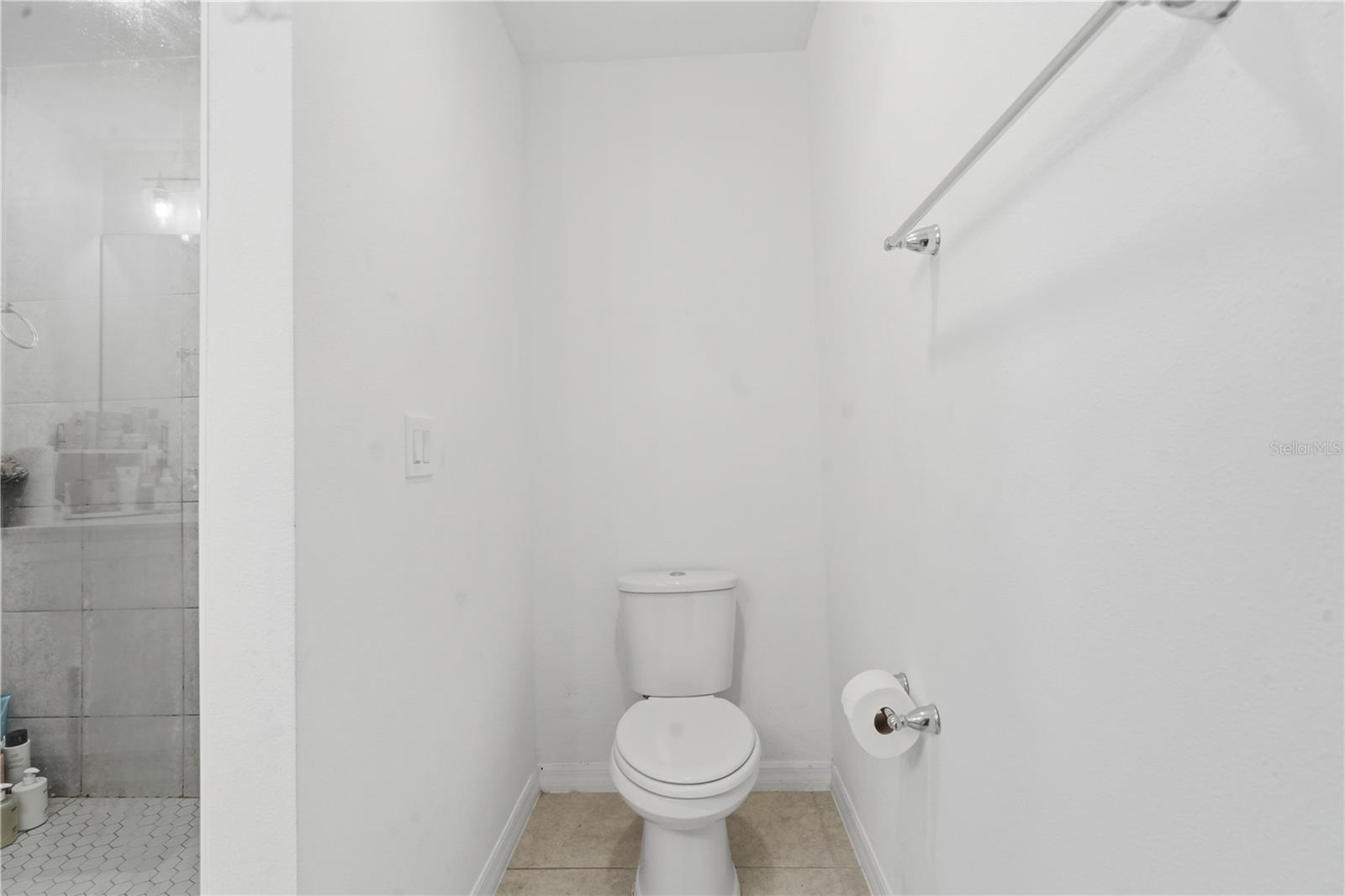 832 Longboat Dr Property Photo 36