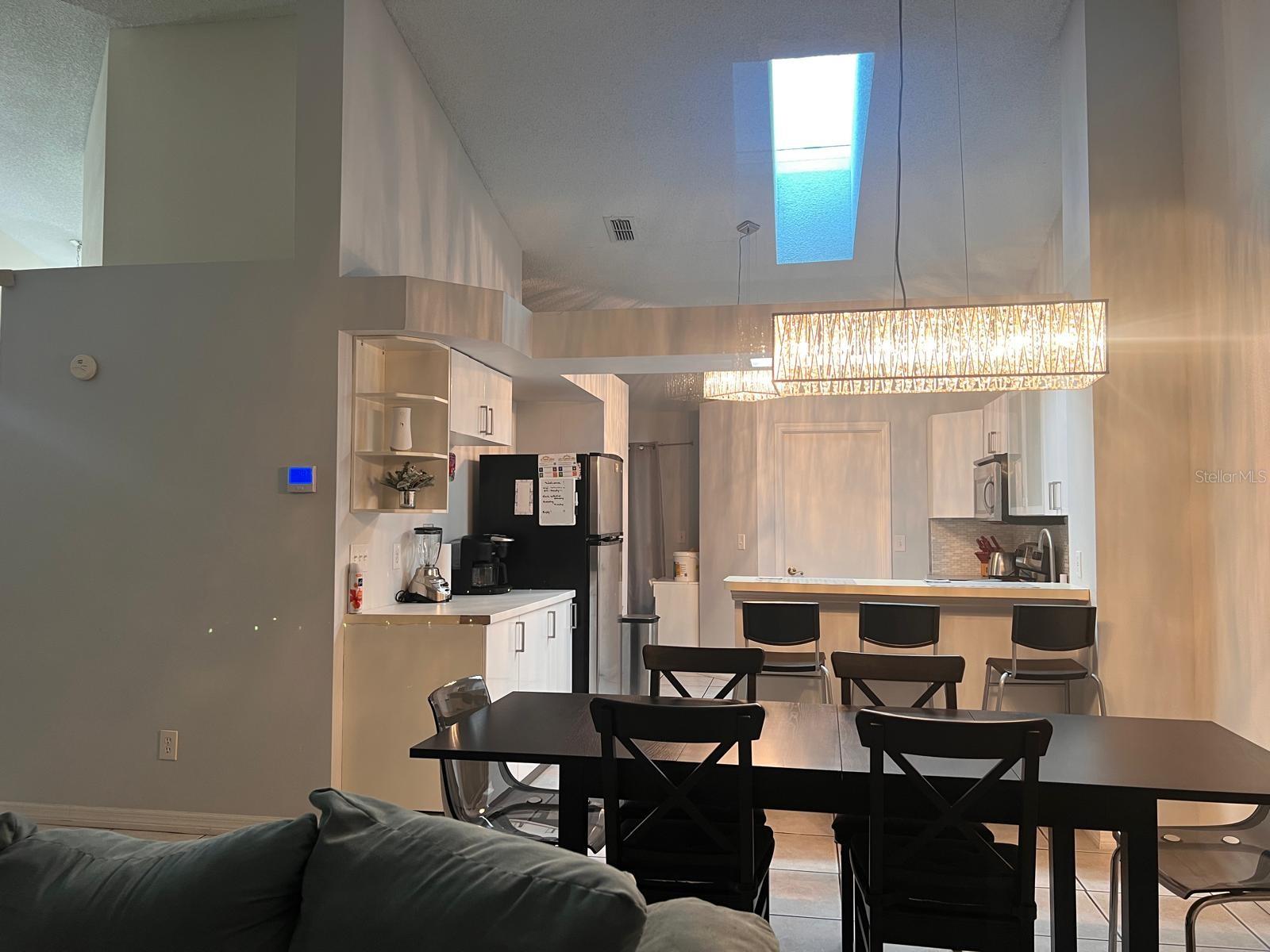 535 Azinger Cir #16 Property Photo 8