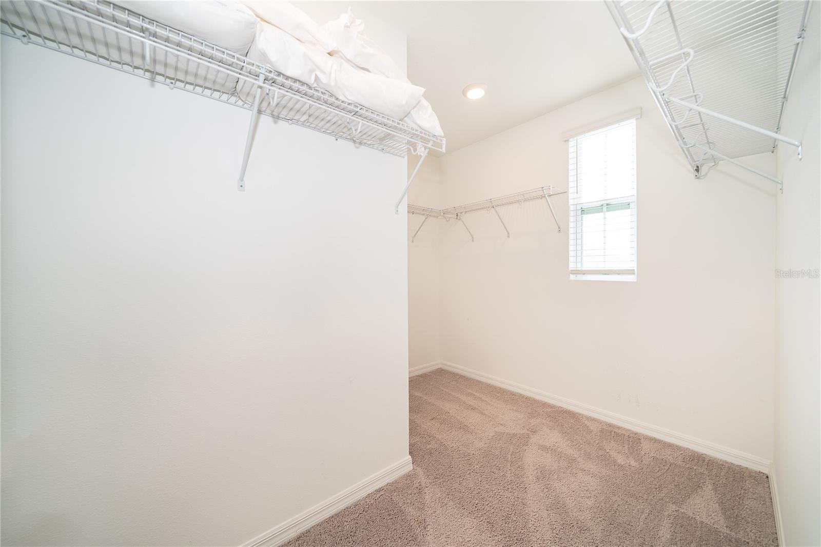 634 Longboat Dr Property Photo 26