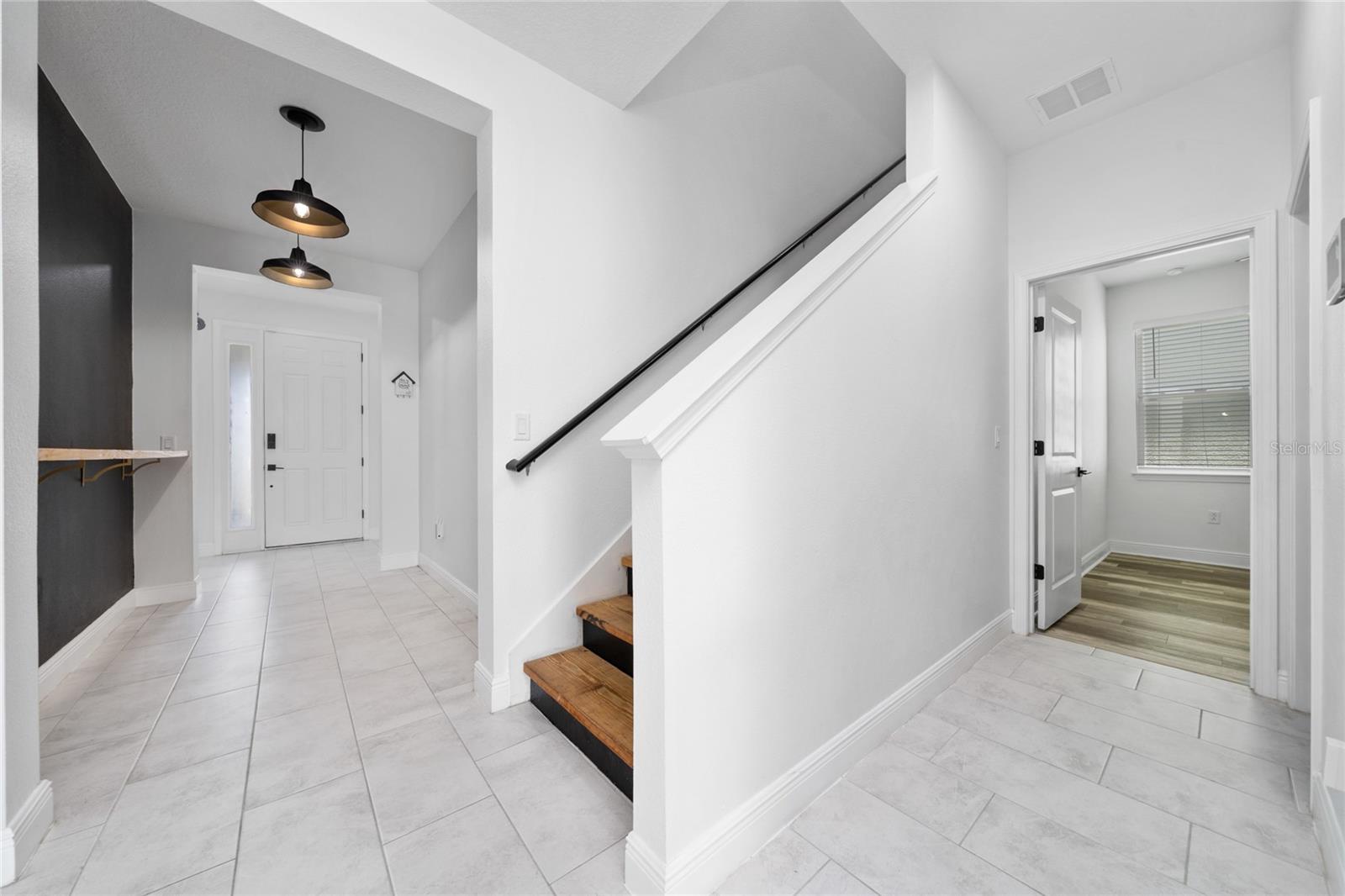 2591 Seagirt Way Property Photo 19