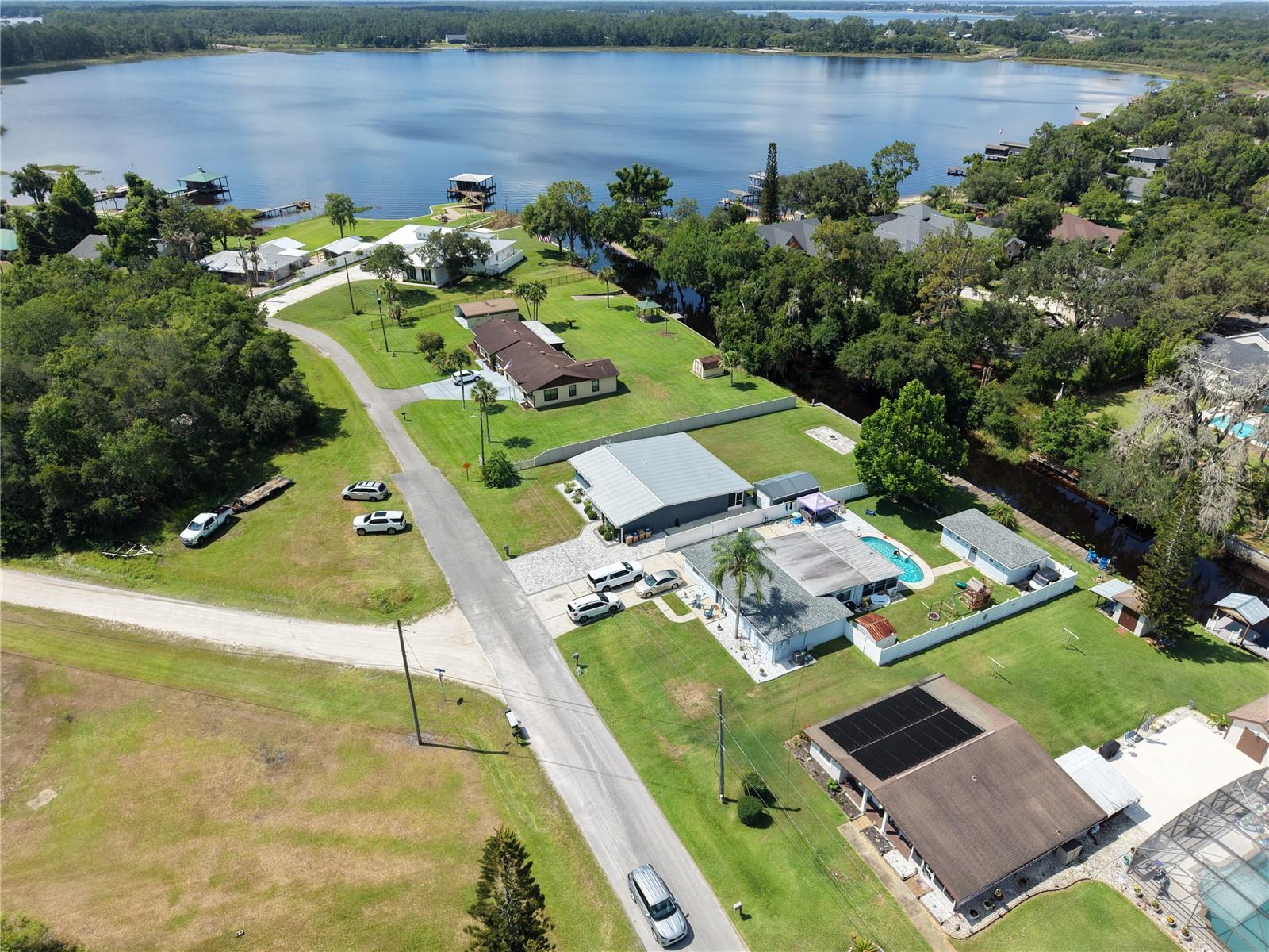 1330 S Shore Dr Property Photo 16