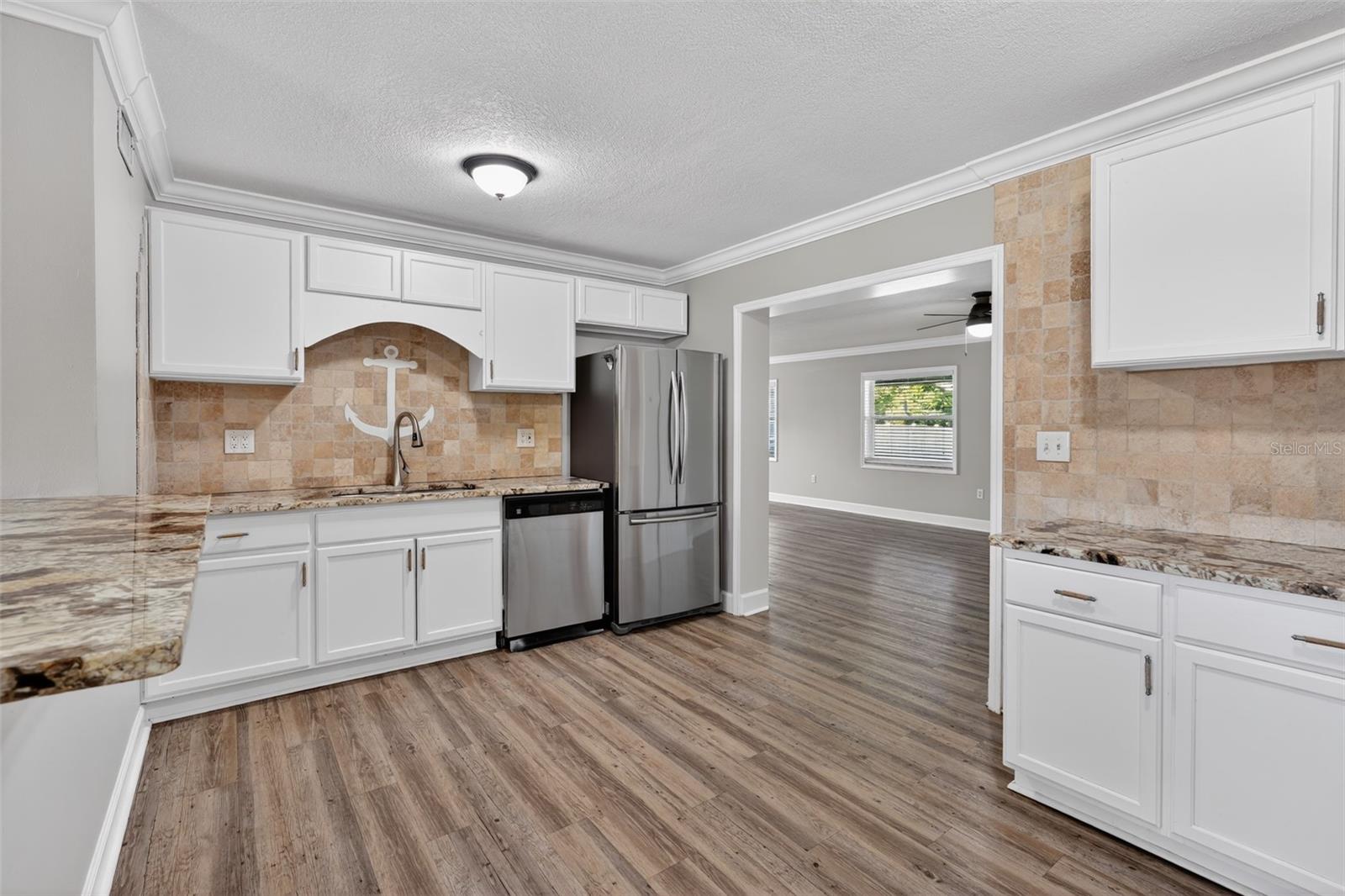 1330 S Shore Dr Property Photo 23