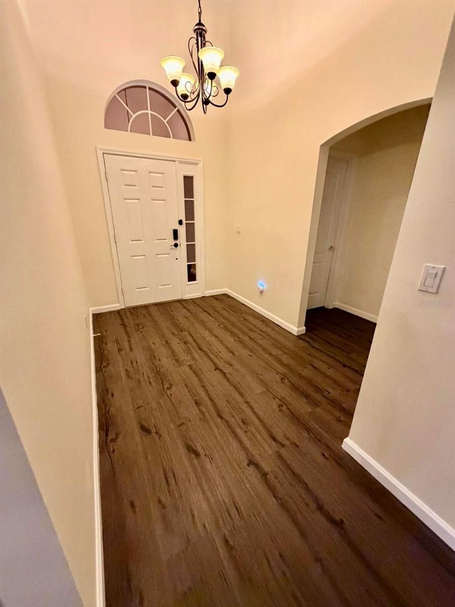 15545 Markham Dr Property Photo 2