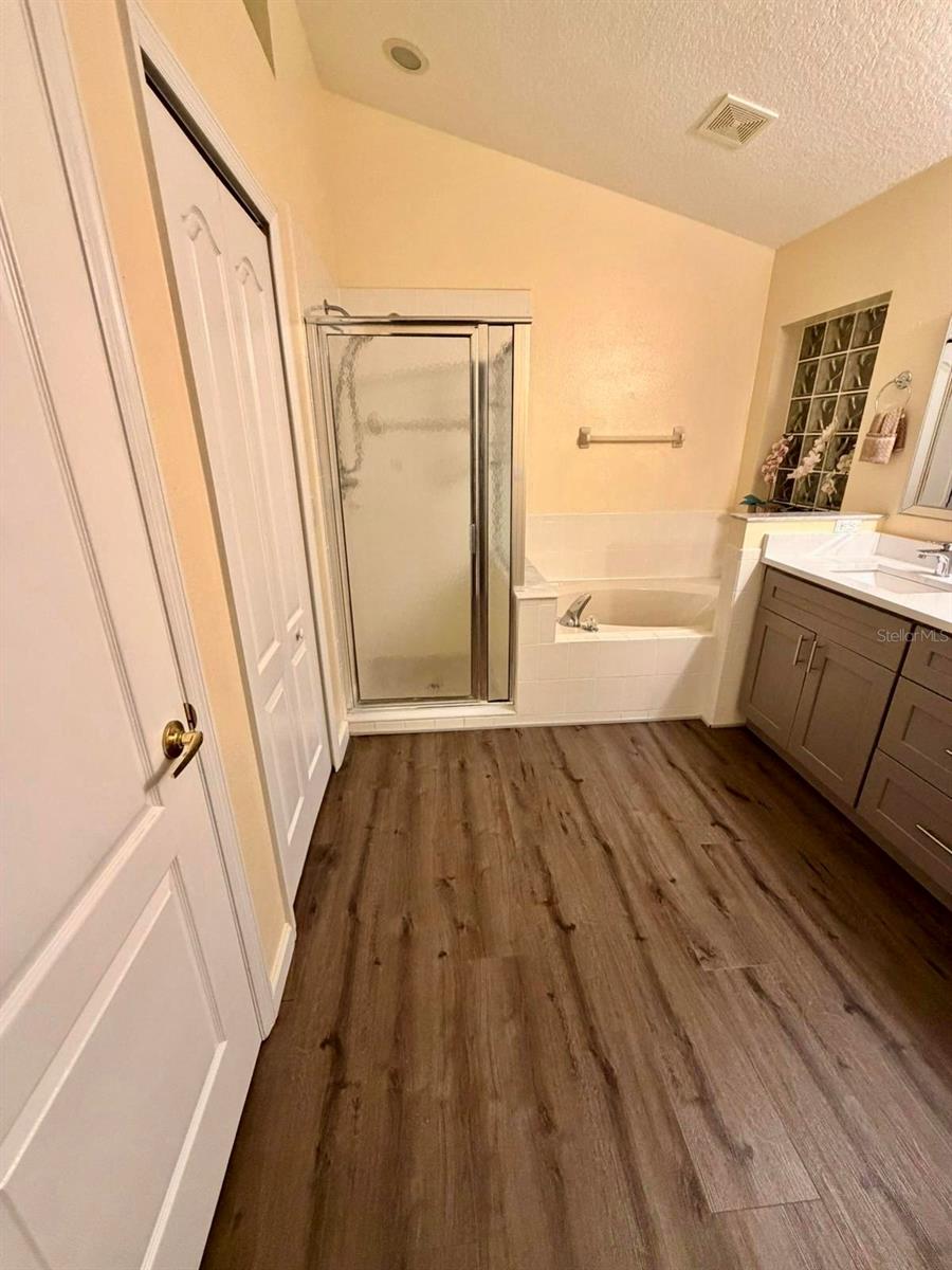 15545 Markham Dr Property Photo 9