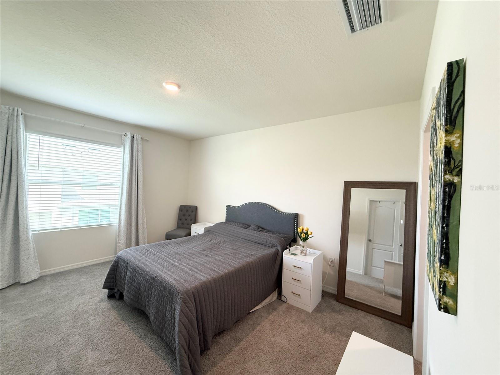 1503 Isleta Loop Property Photo 19