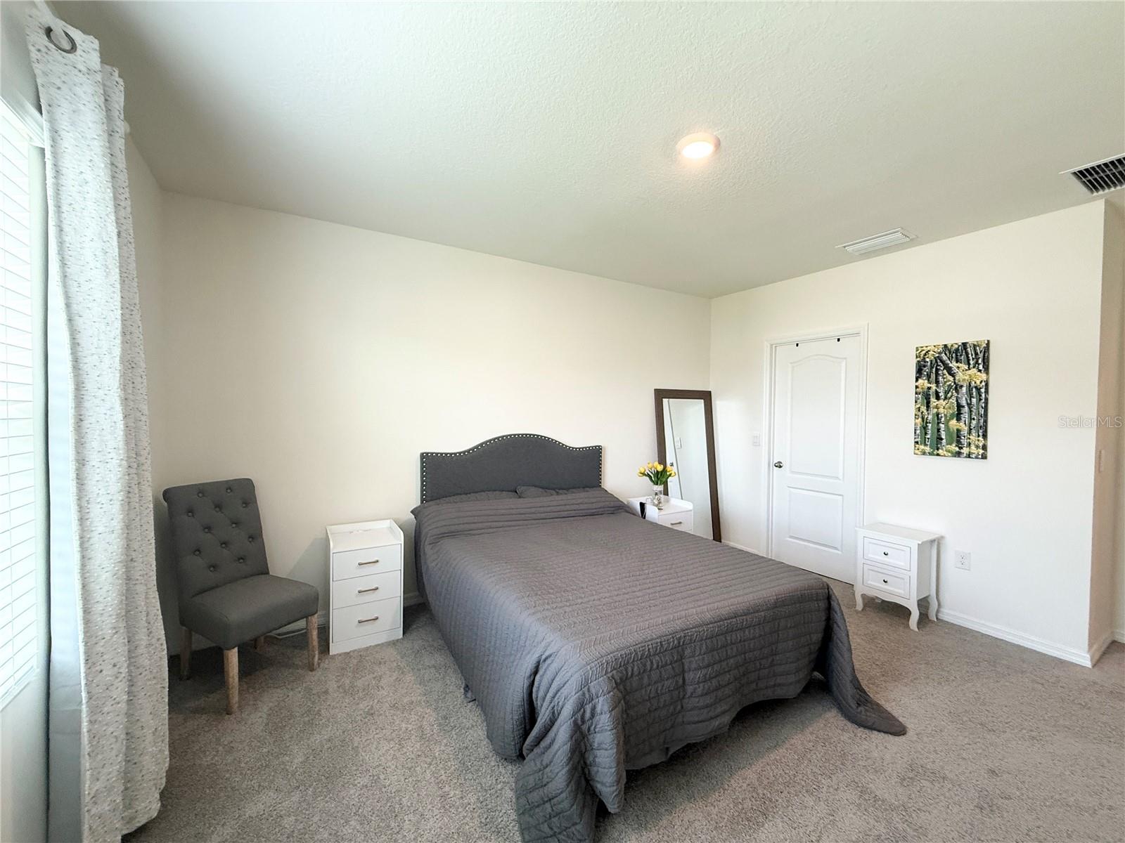 1503 Isleta Loop Property Photo 21