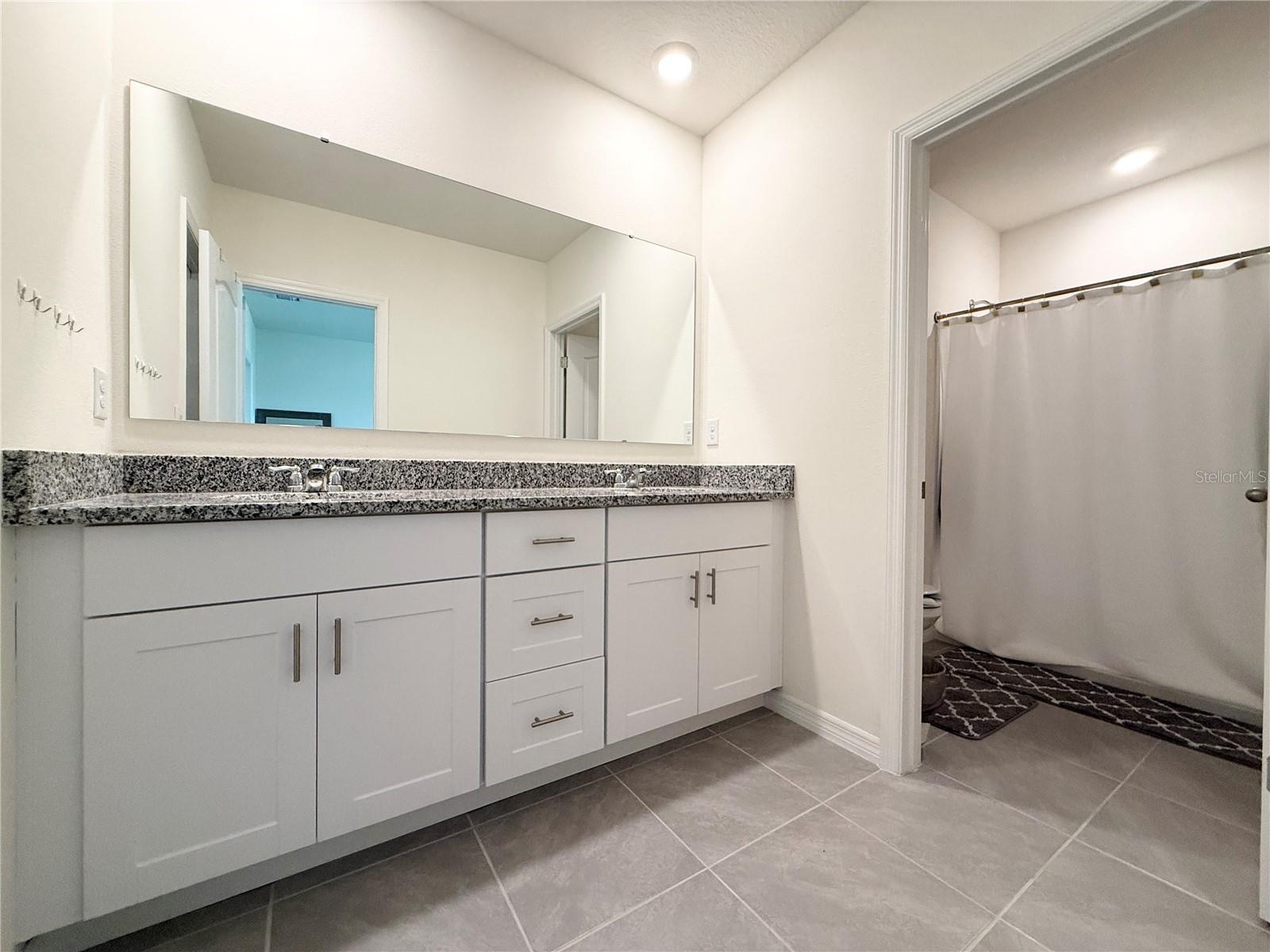 1503 Isleta Loop Property Photo 23