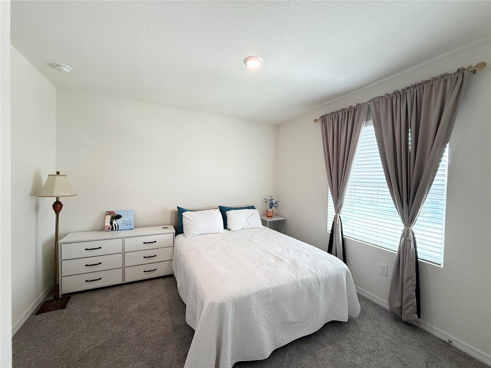 1503 Isleta Loop Property Photo 26