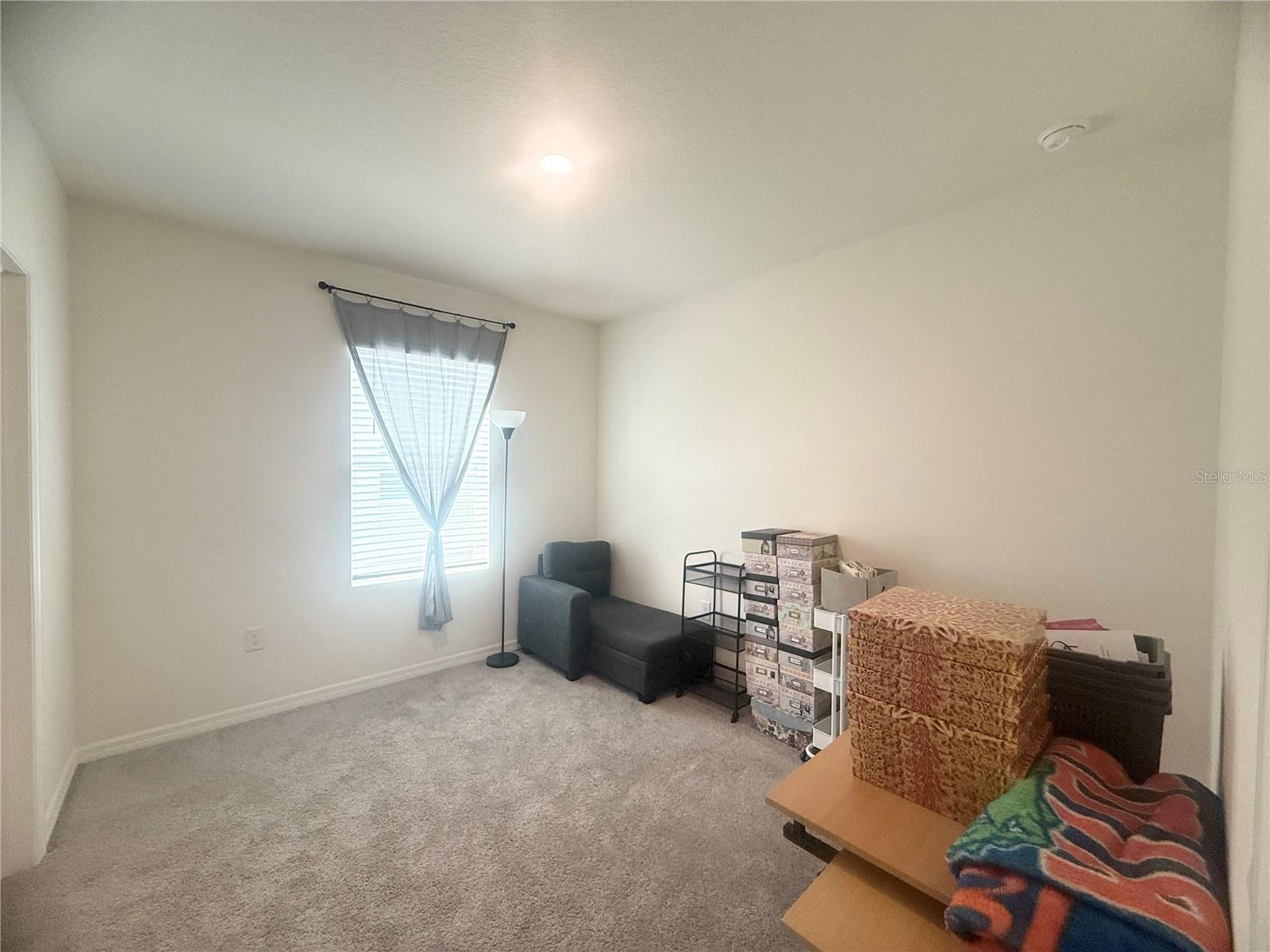 1503 Isleta Loop Property Photo 32