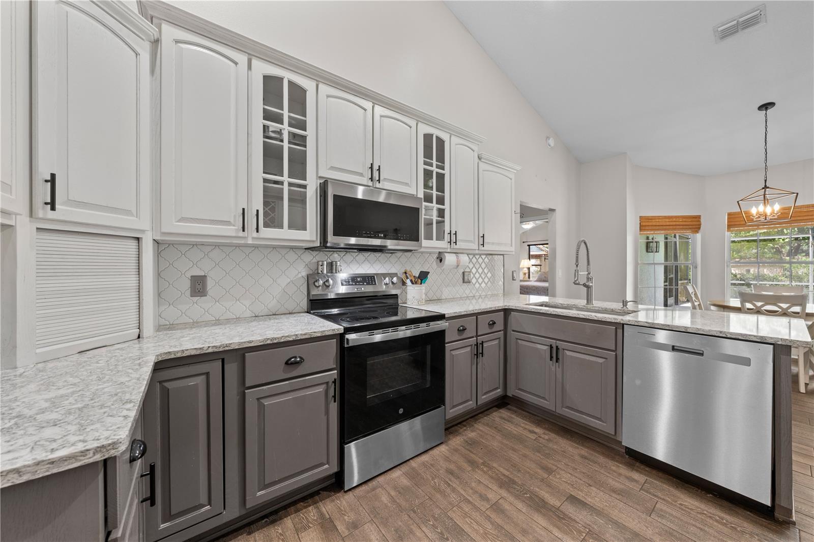 2065 Mustang Ct Property Photo 11