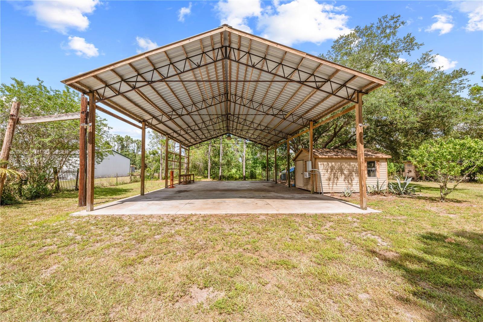 2065 Mustang Ct Property Photo 21