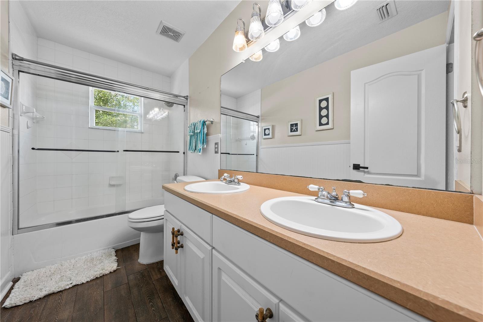 2065 Mustang Ct Property Photo 37