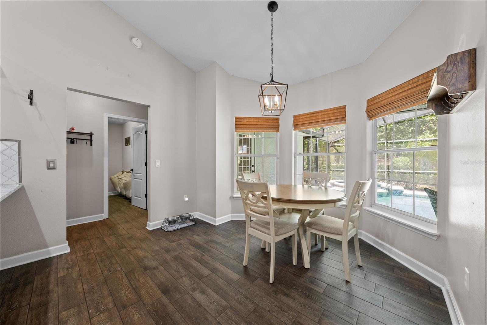 2065 Mustang Ct Property Photo 59
