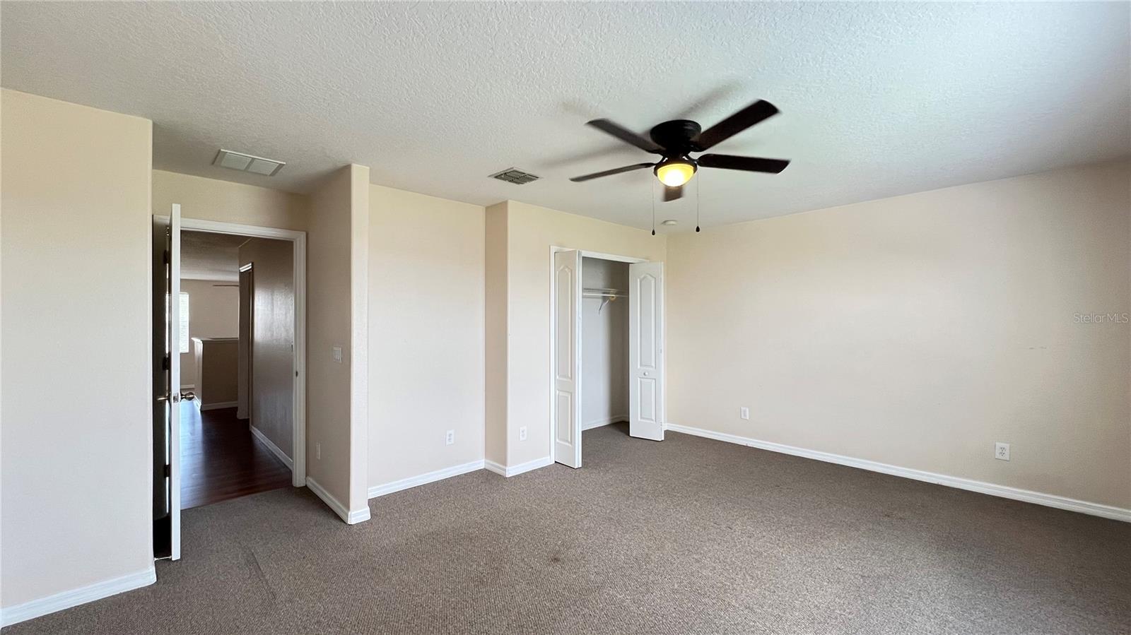 806 Lost Grove Cir Property Photo 32