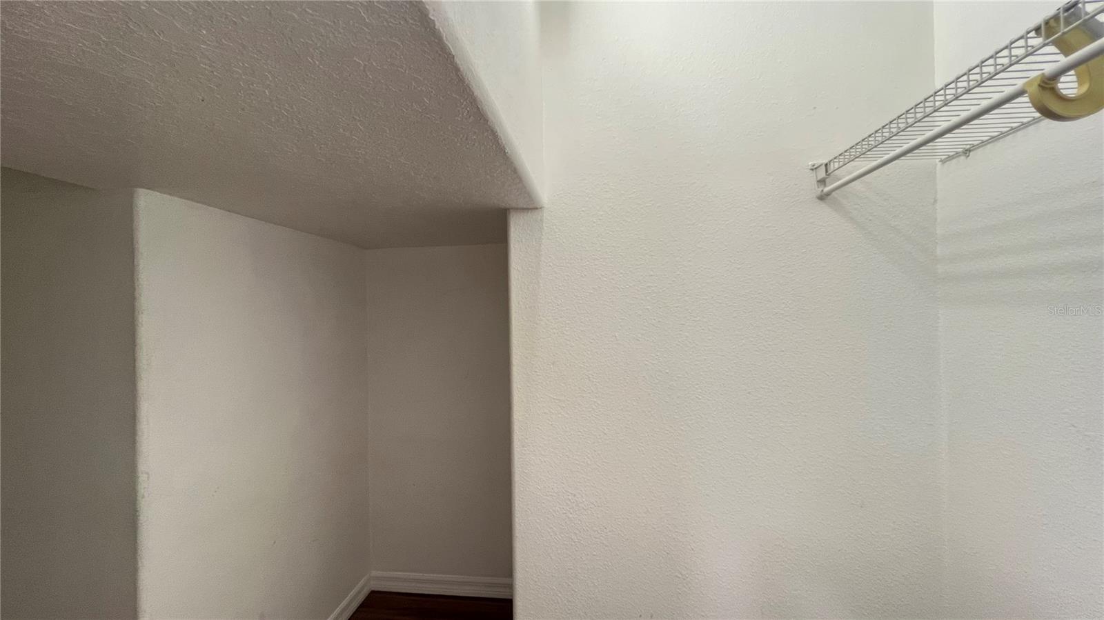 806 Lost Grove Cir Property Photo 40