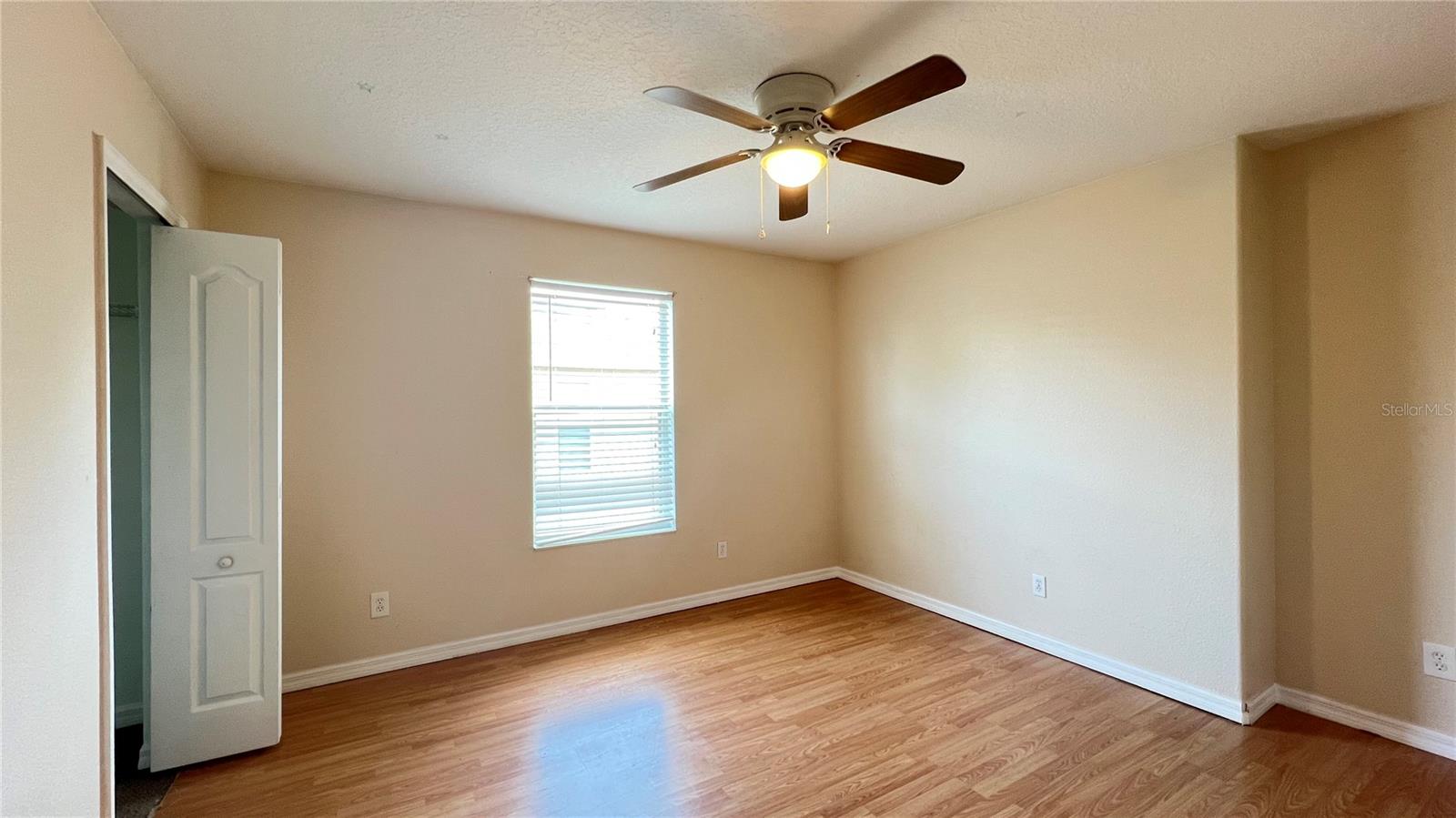 806 Lost Grove Cir Property Photo 46