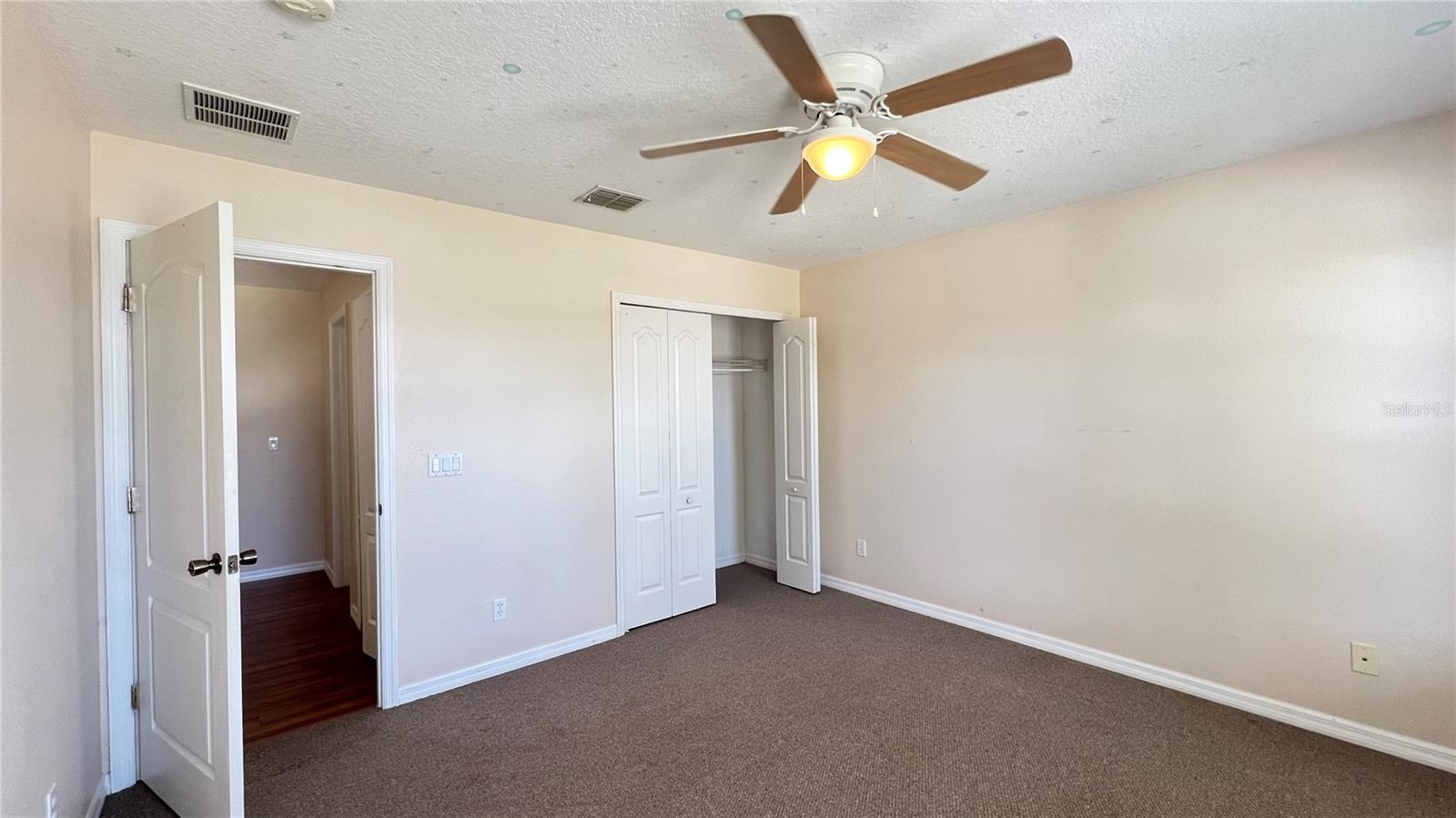 806 Lost Grove Cir Property Photo 49
