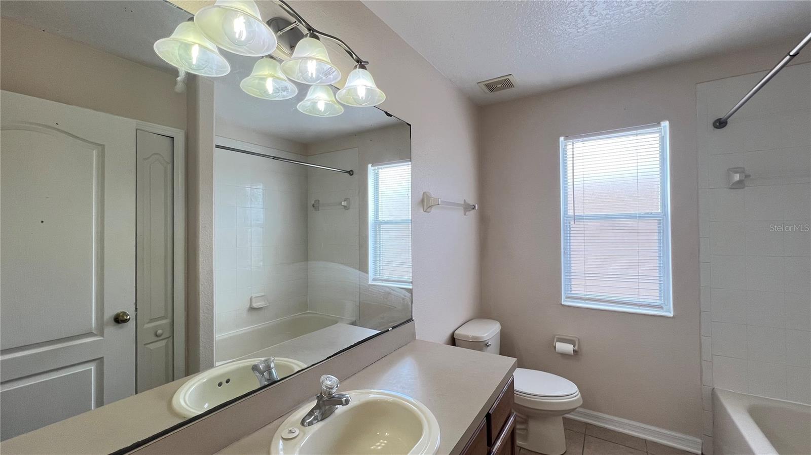 806 Lost Grove Cir Property Photo 57