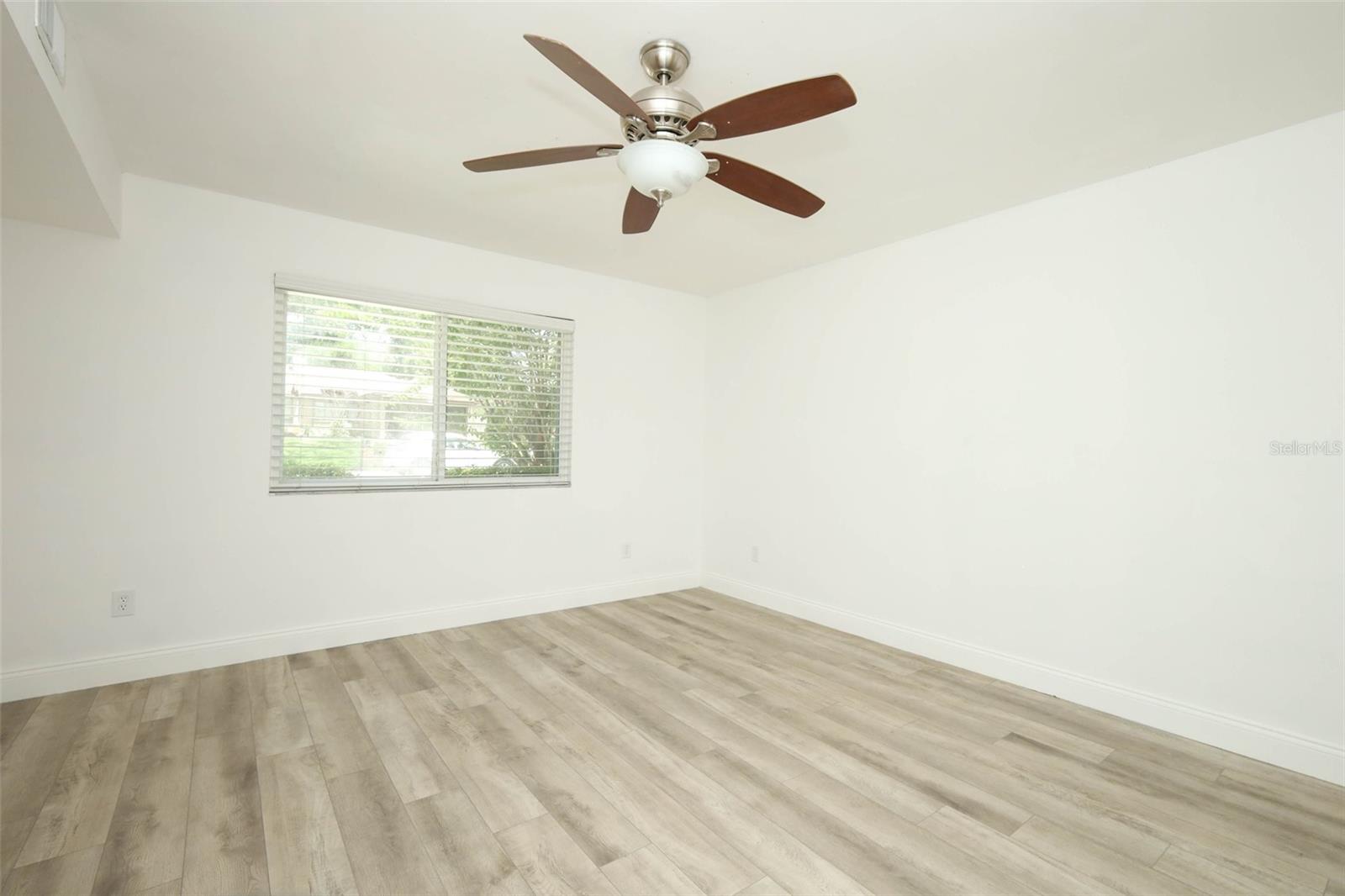 S5152169 Property Photo 24