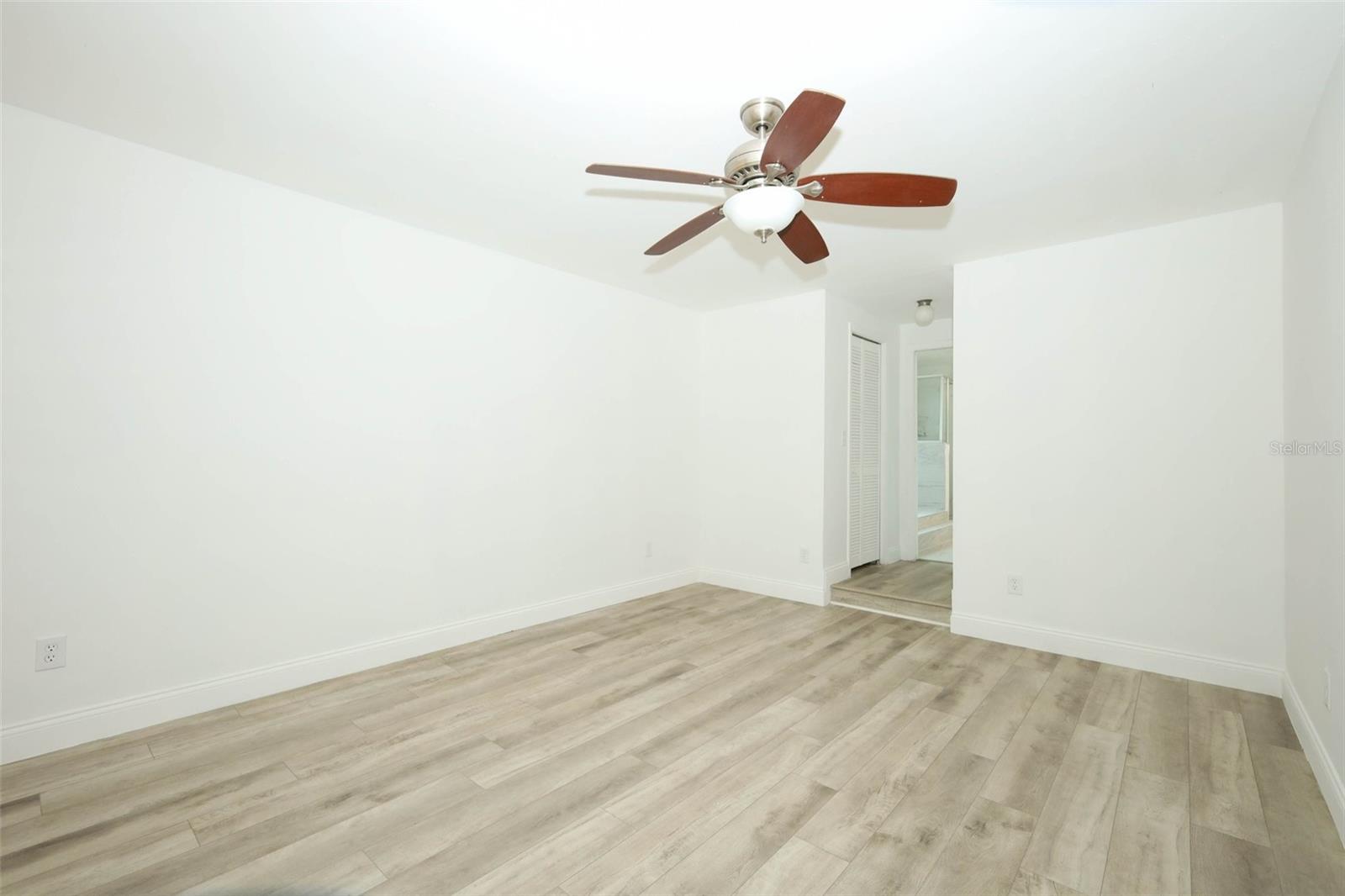 S5152169 Property Photo 25