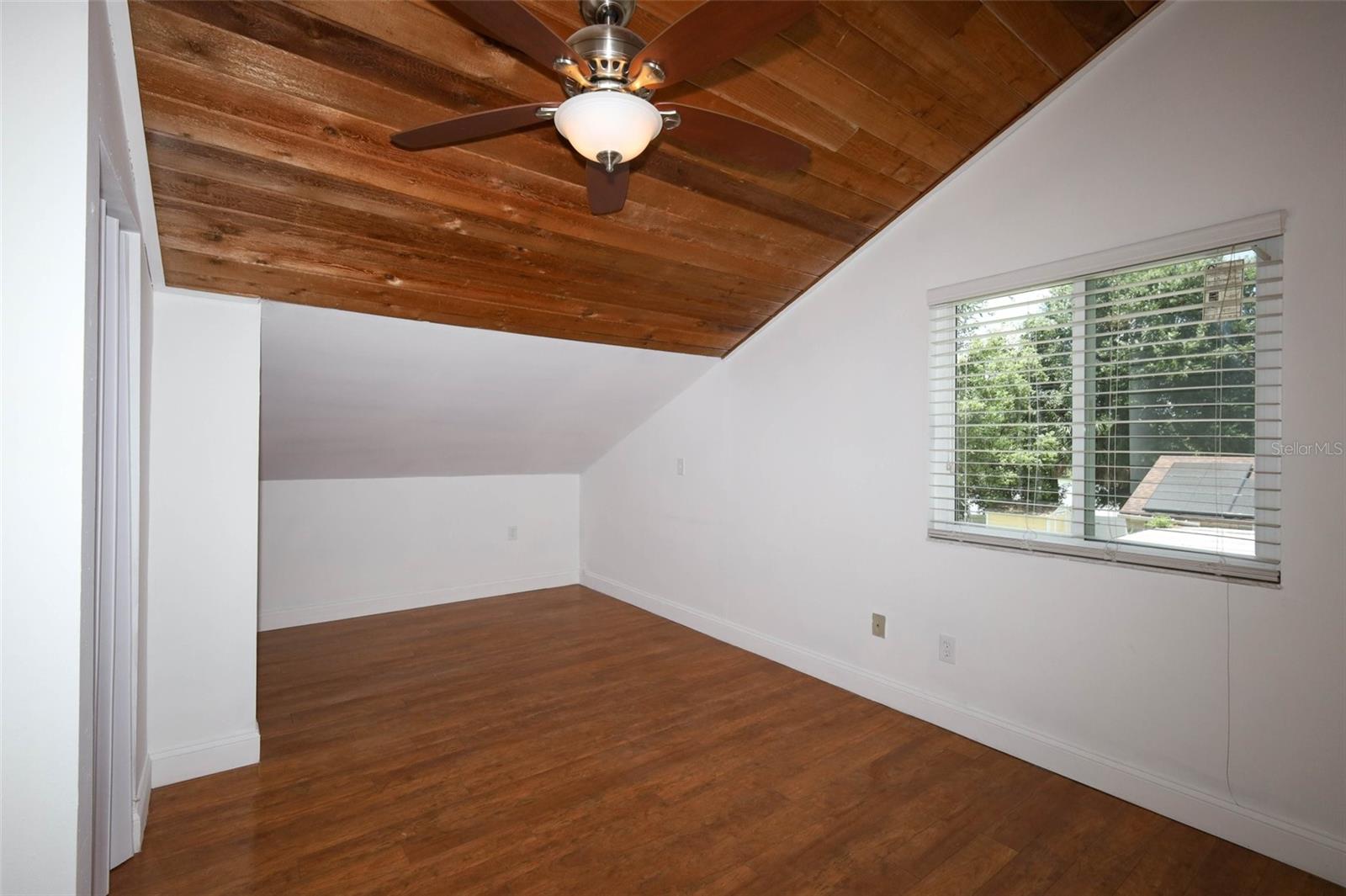 S5152169 Property Photo 37