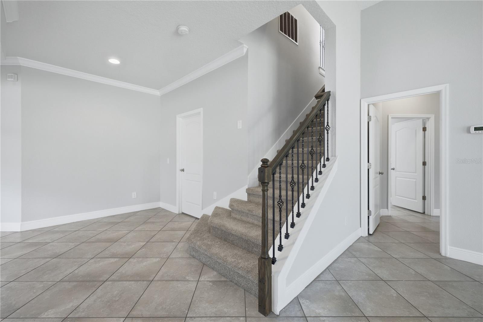 6023 W Town Center Blvd Property Photo 17