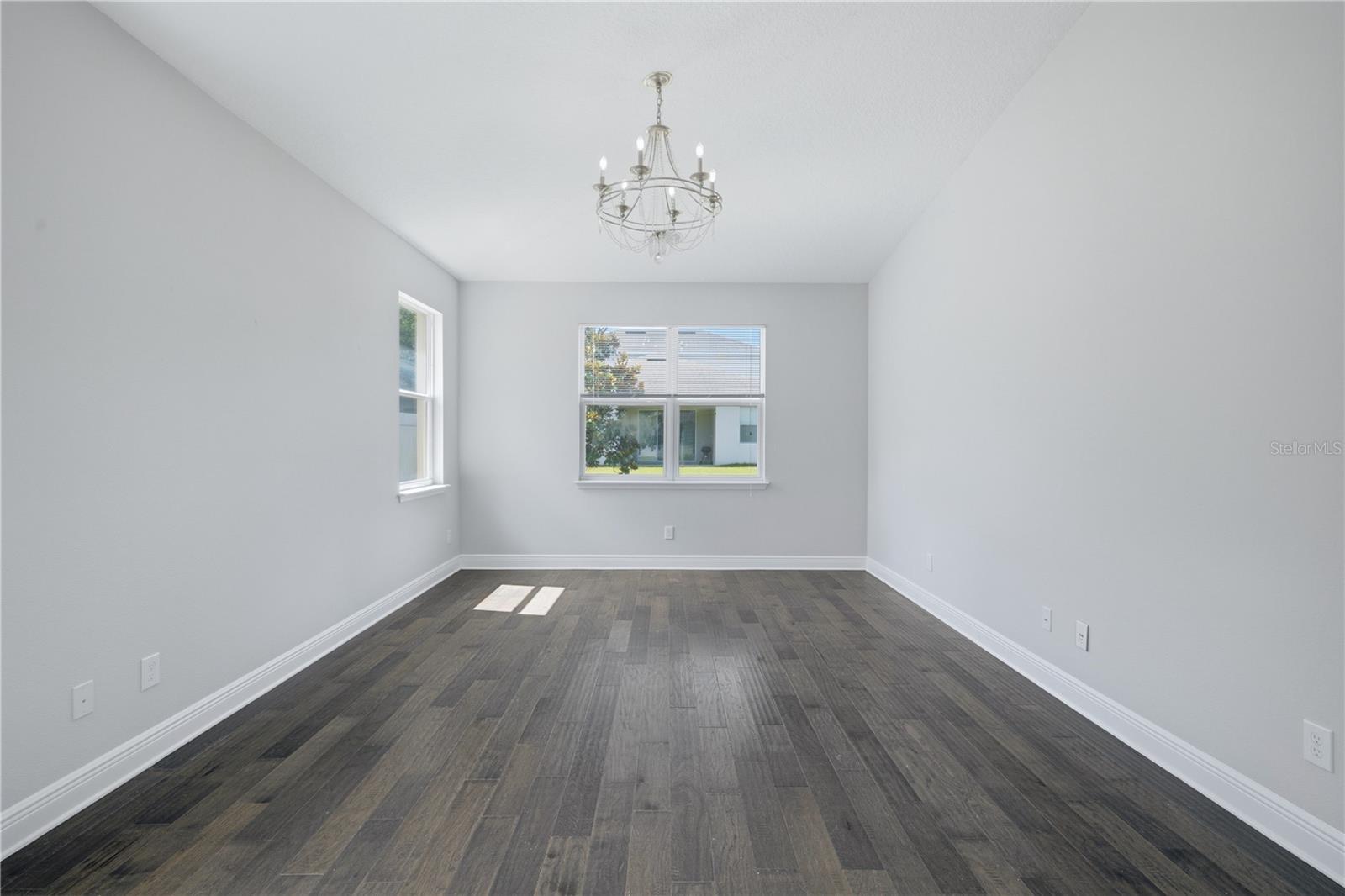6023 W Town Center Blvd Property Photo 18