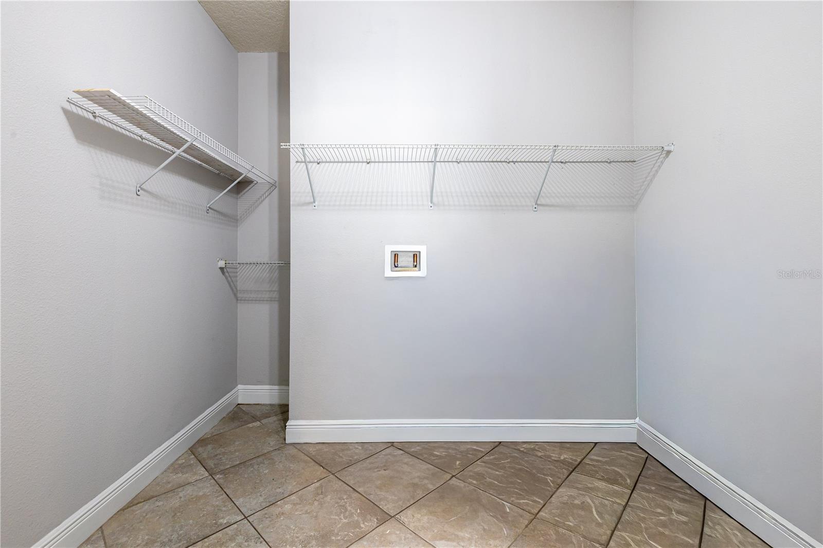 6023 W Town Center Blvd Property Photo 29