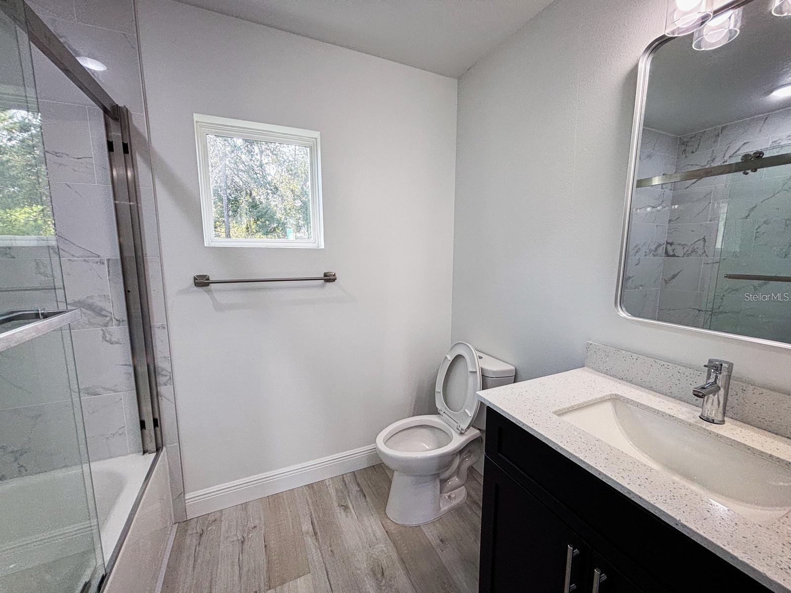 2201 Conway Dr #203 Property Photo 5